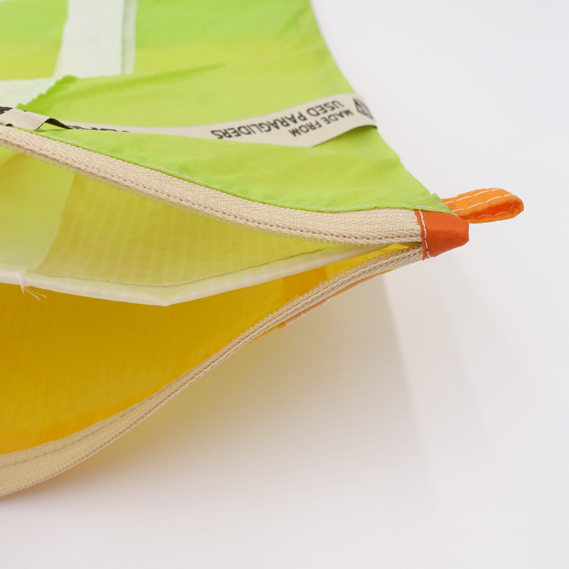 ZIP POUCH_L