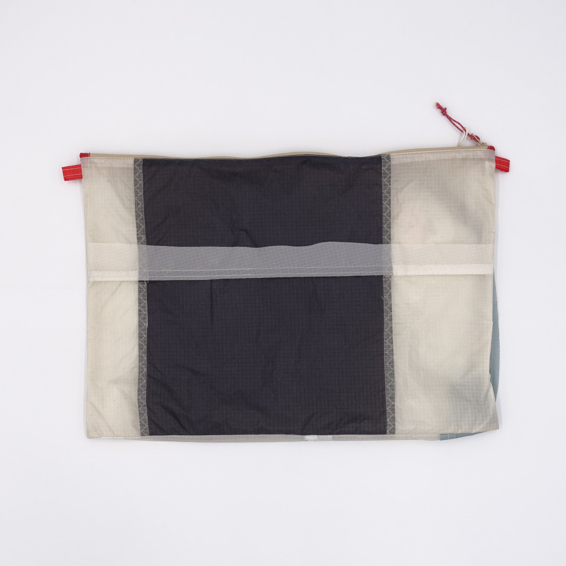 ZIP POUCH_L