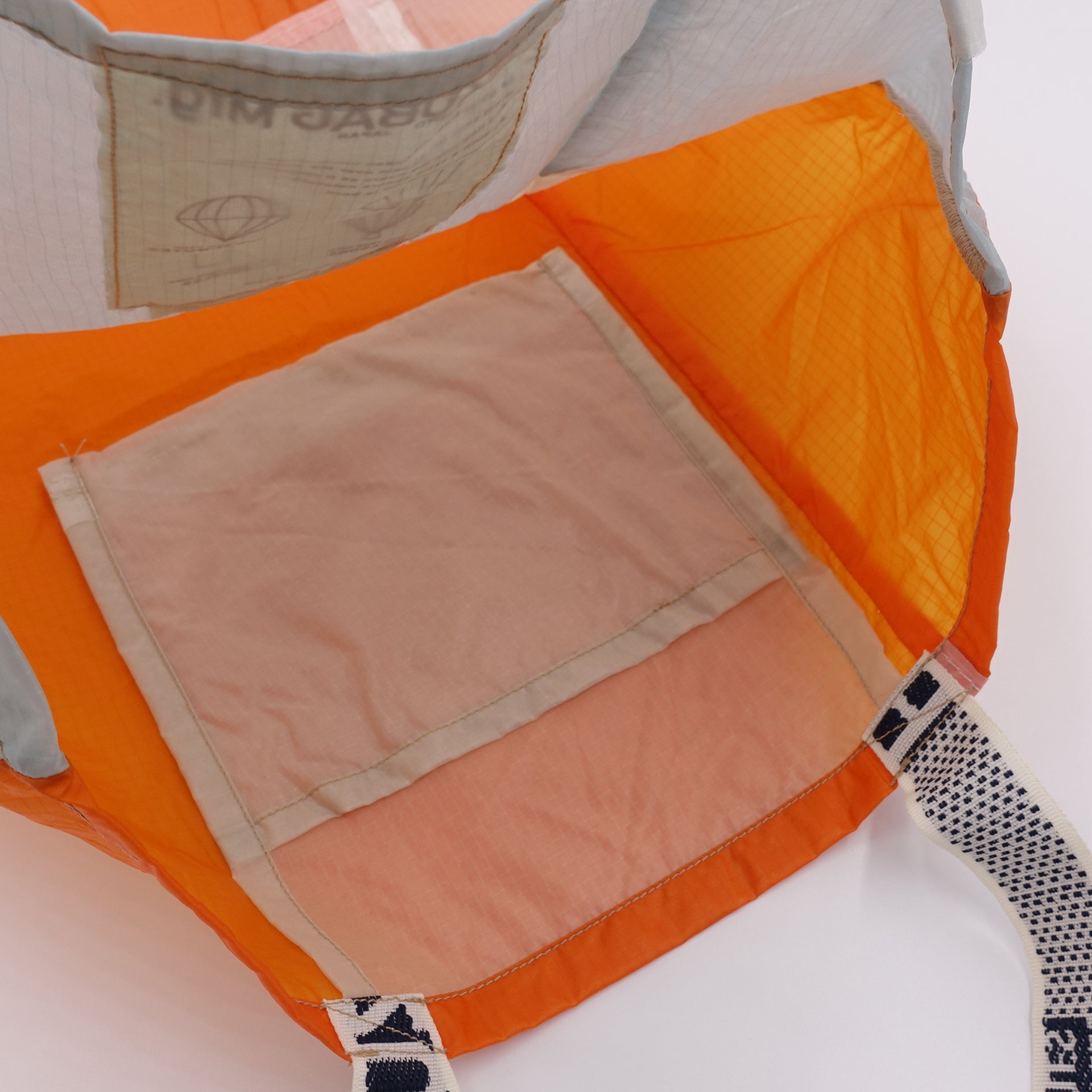 EXCLUSIVE CUT_TOTE L