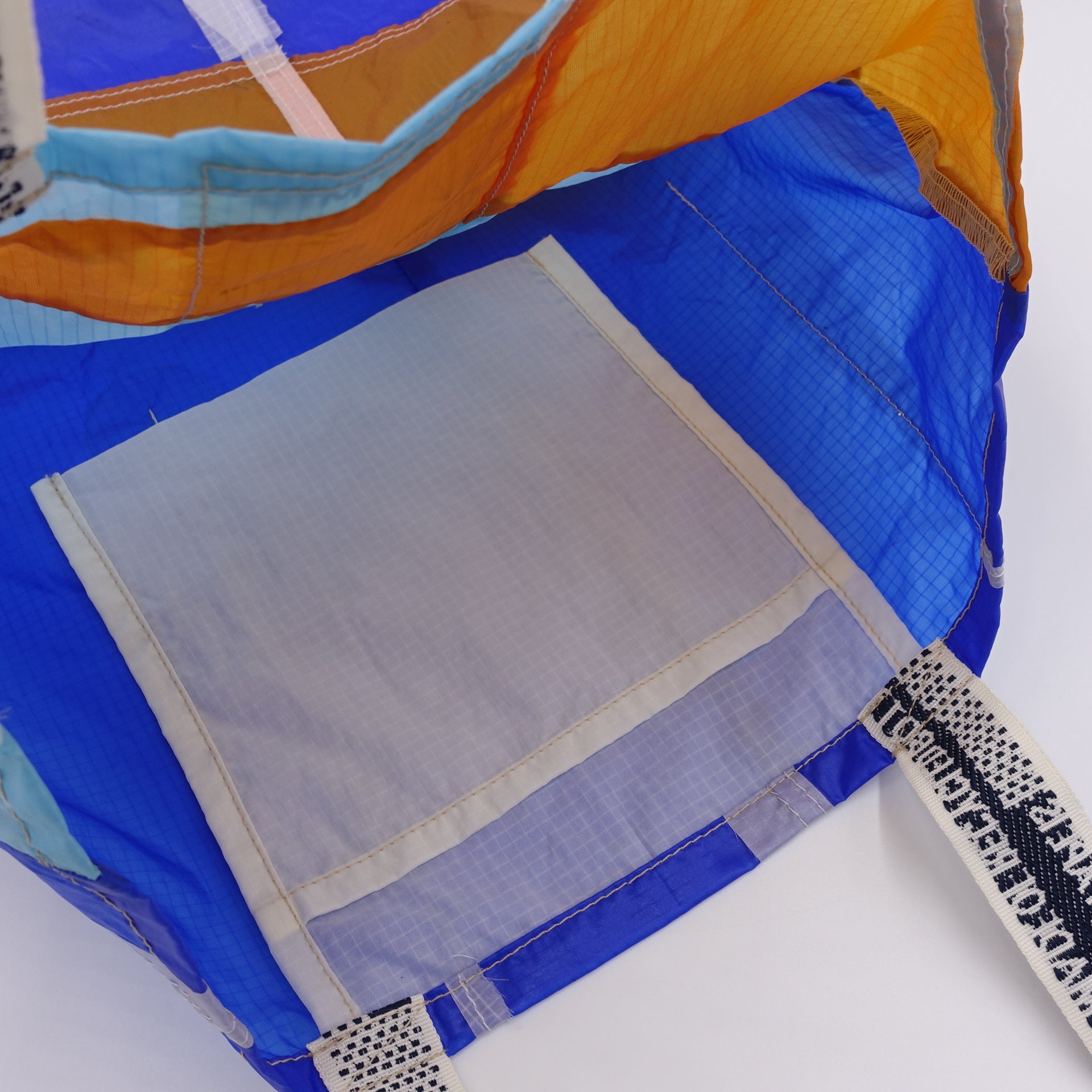 EXCLUSIVE CUT_TOTE L