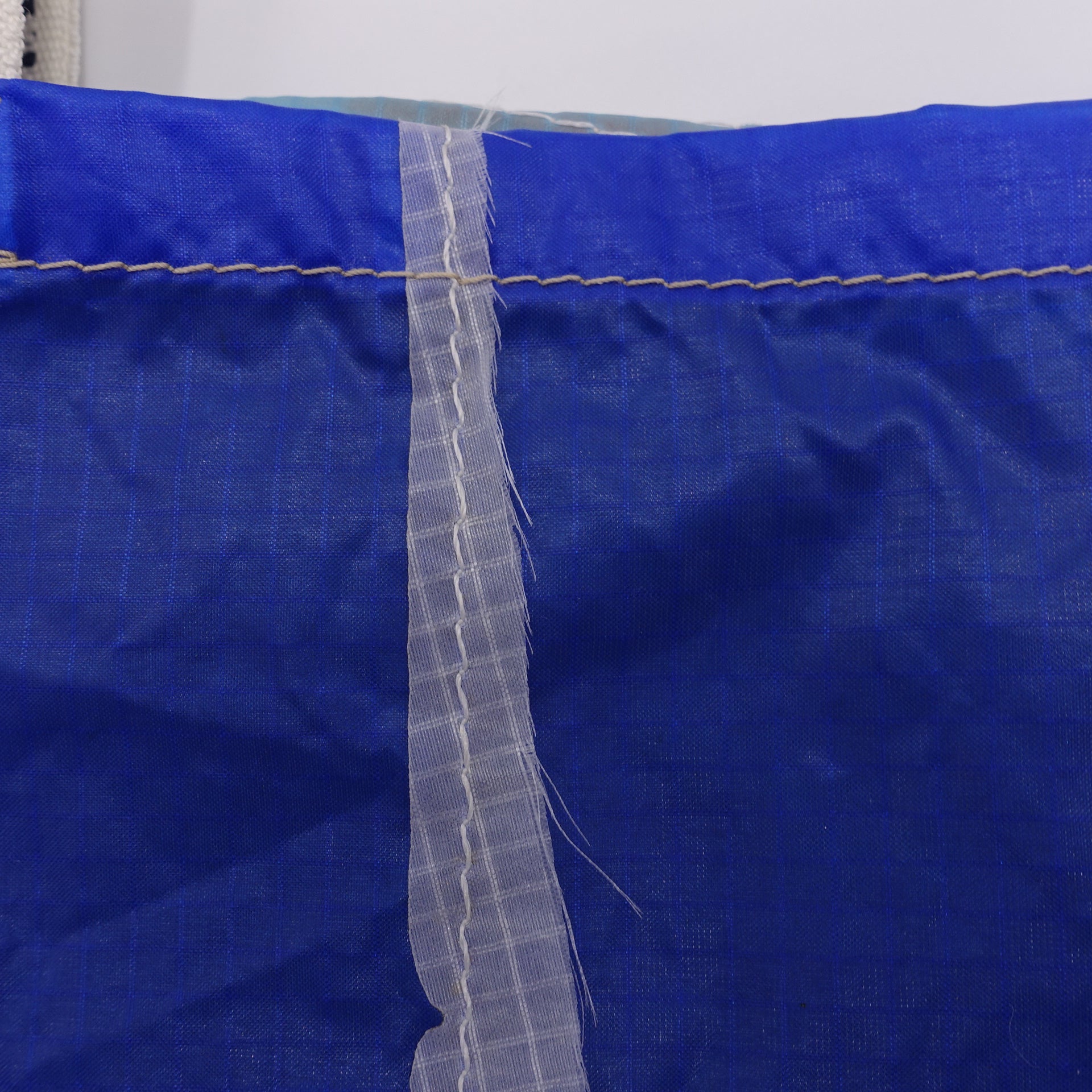 EXCLUSIVE CUT_TOTE L