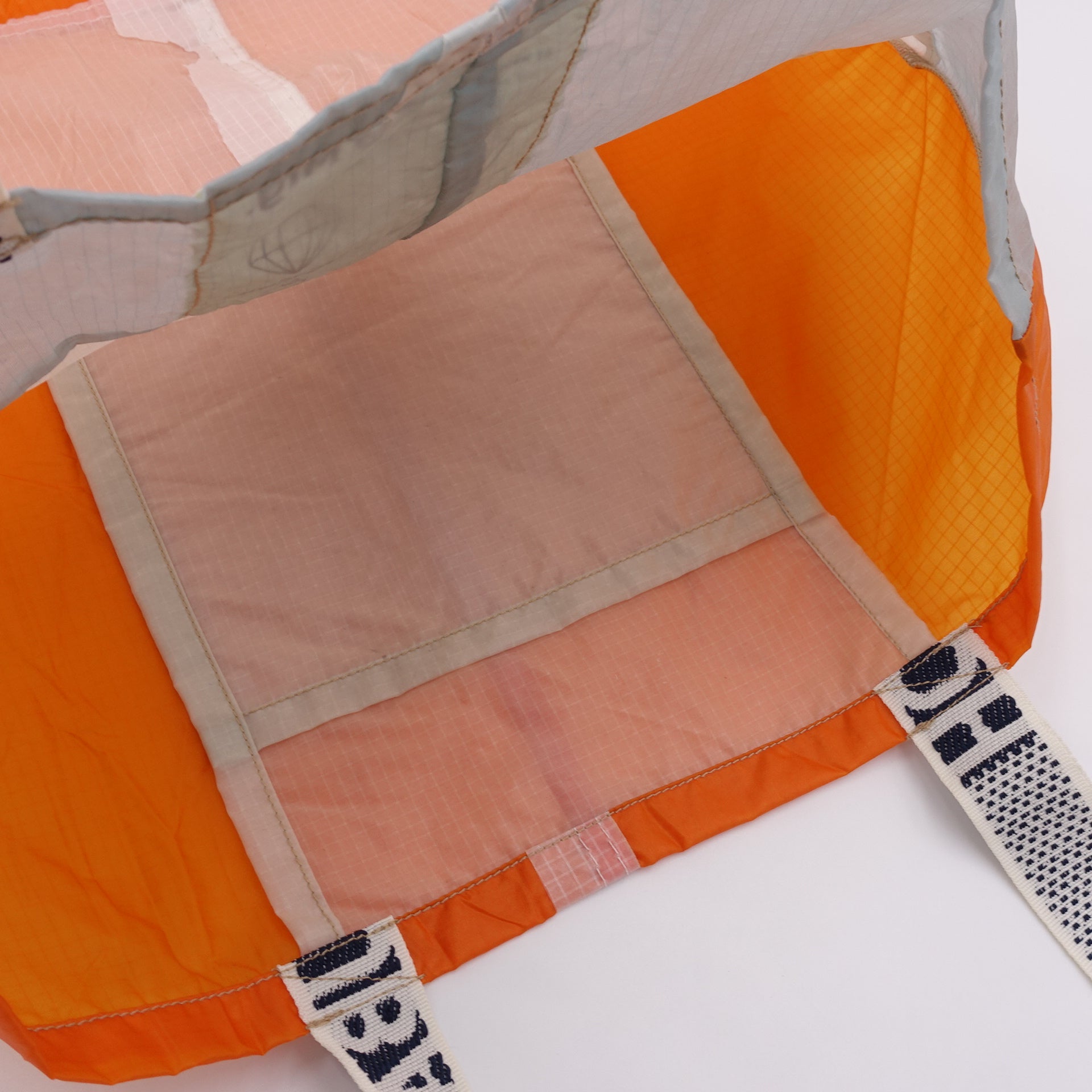 EXCLUSIVE CUT_TOTE L