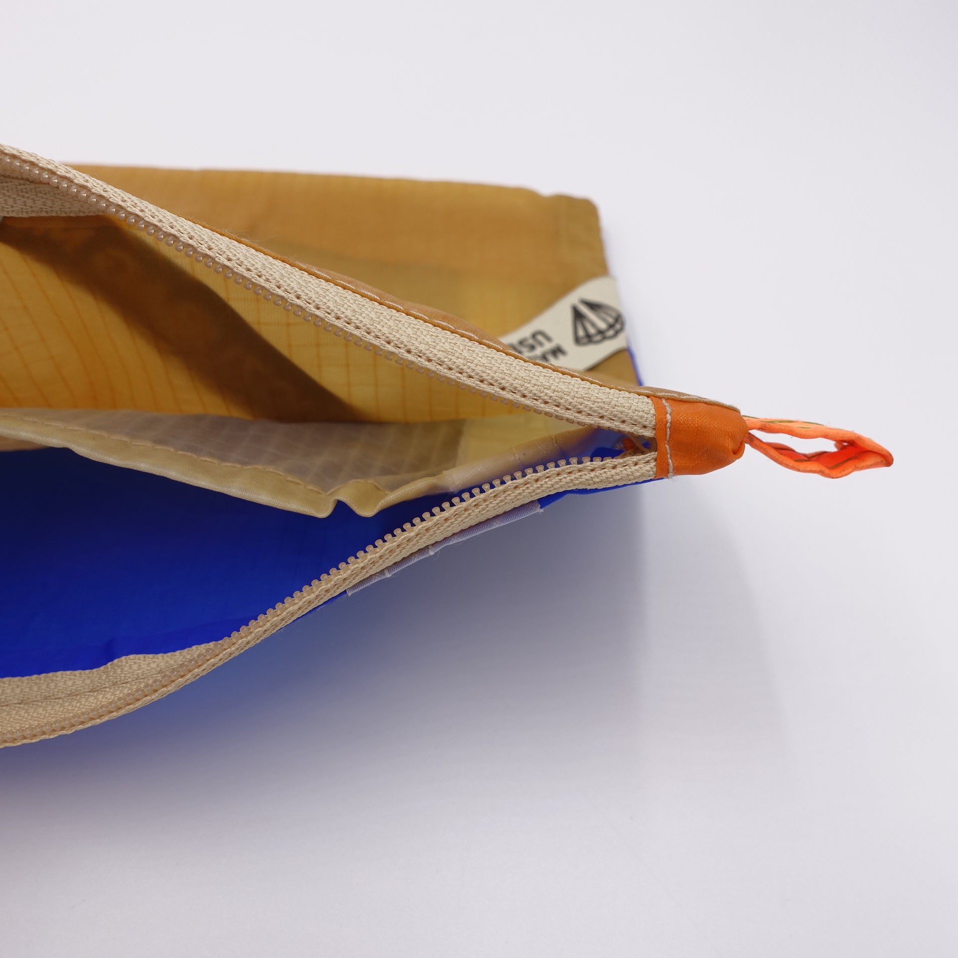 ZIP POUCH_M