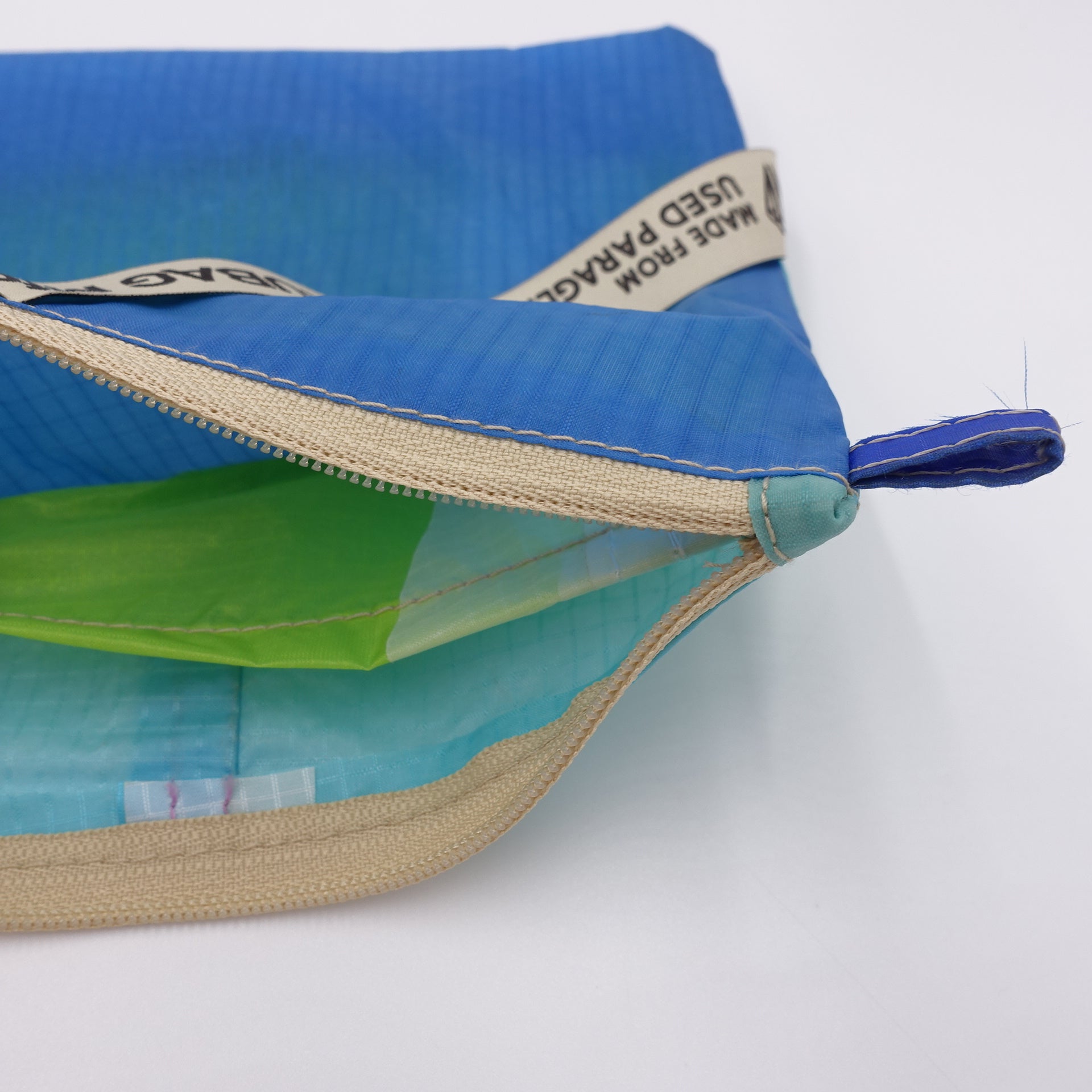 ZIP POUCH_M