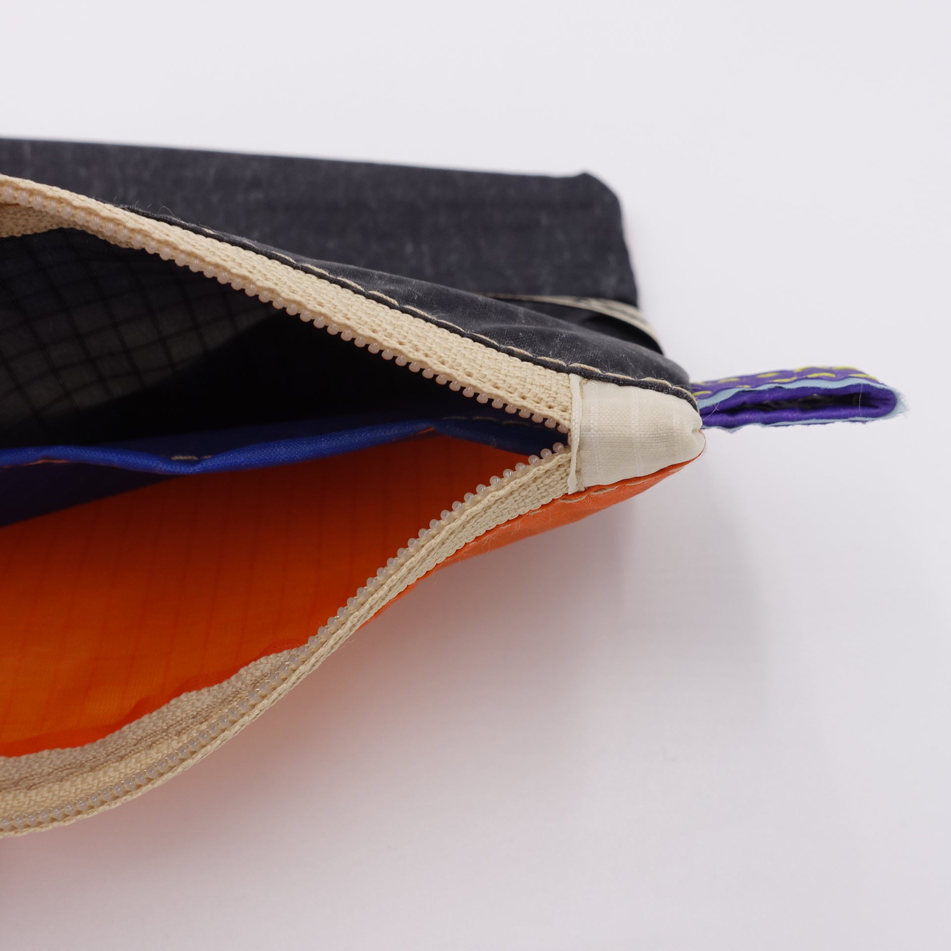 ZIP POUCH_S