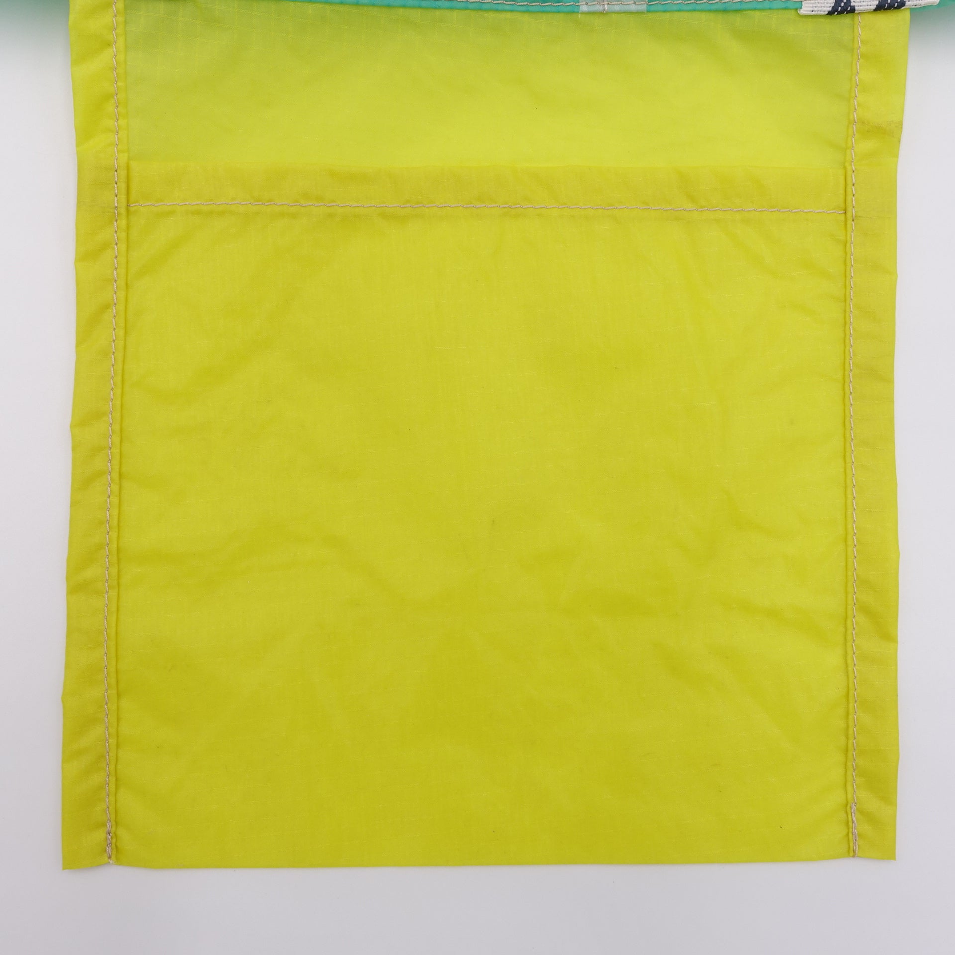 EXCLUSIVE CUT_TOTE M