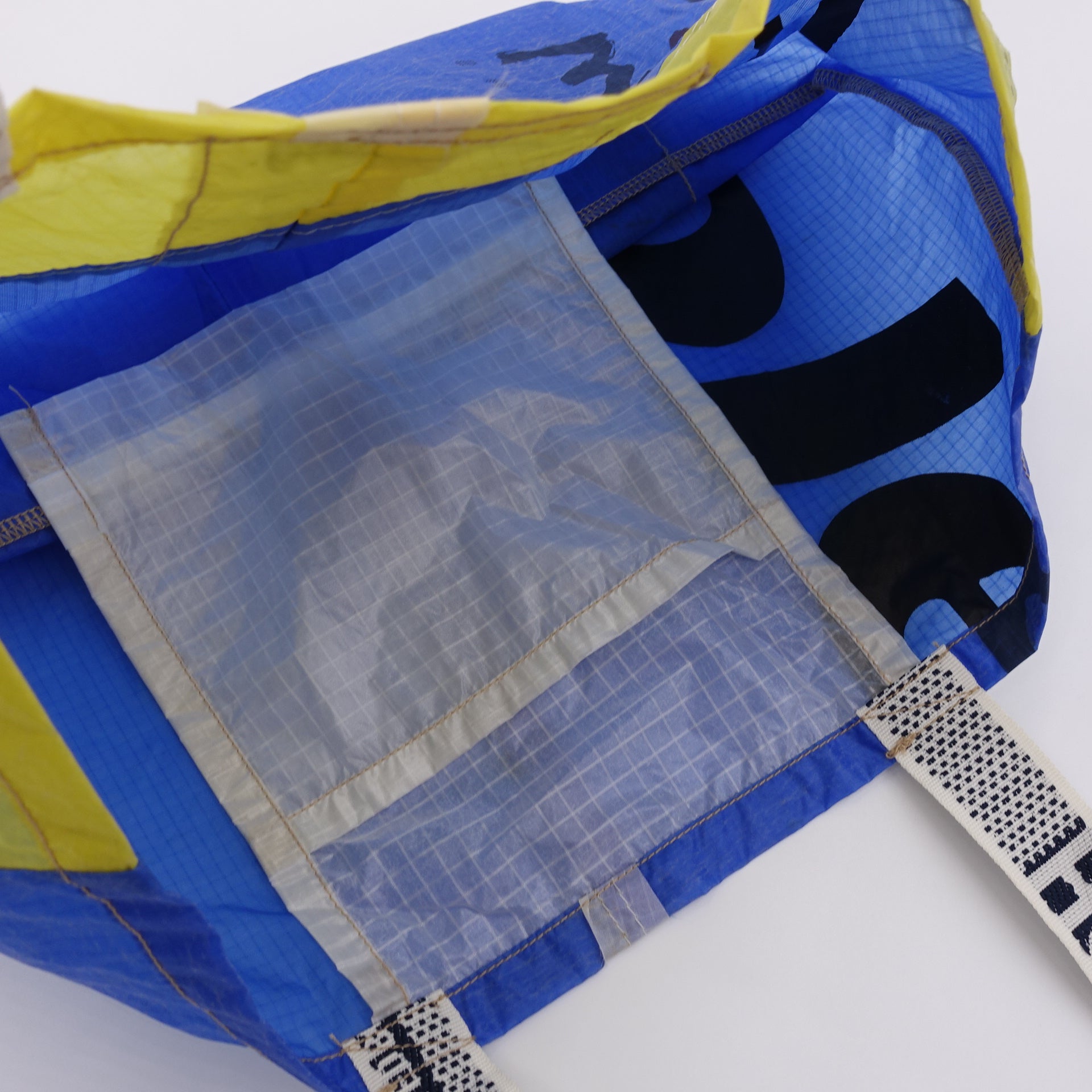 EXCLUSIVE CUT_TOTE M