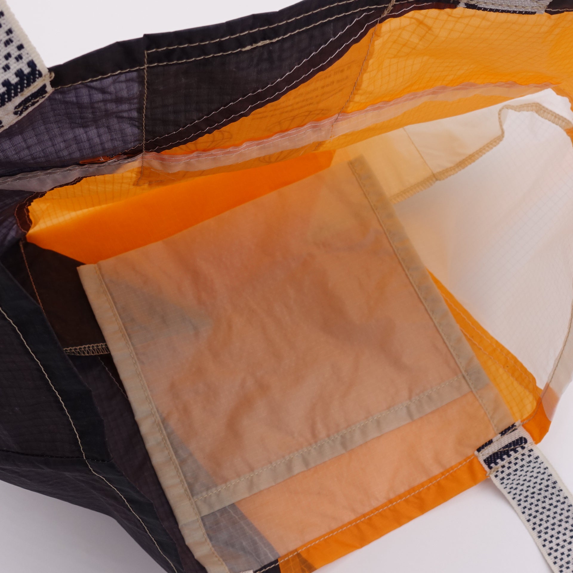 EXCLUSIVE CUT_TOTE M