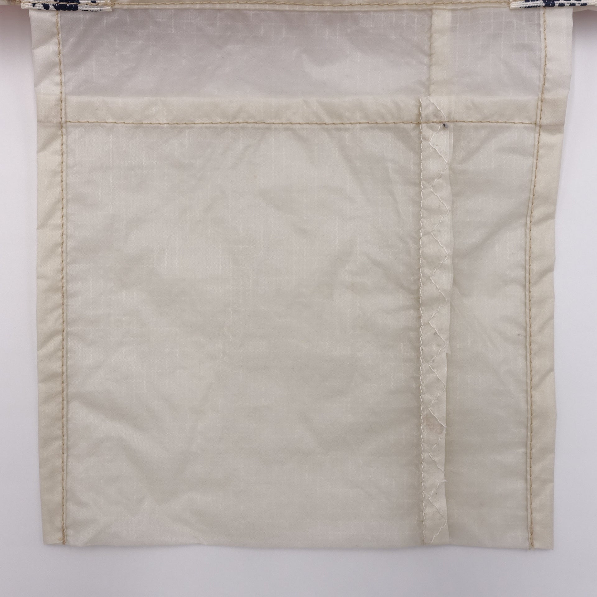 EXCLUSIVE CUT_TOTE M