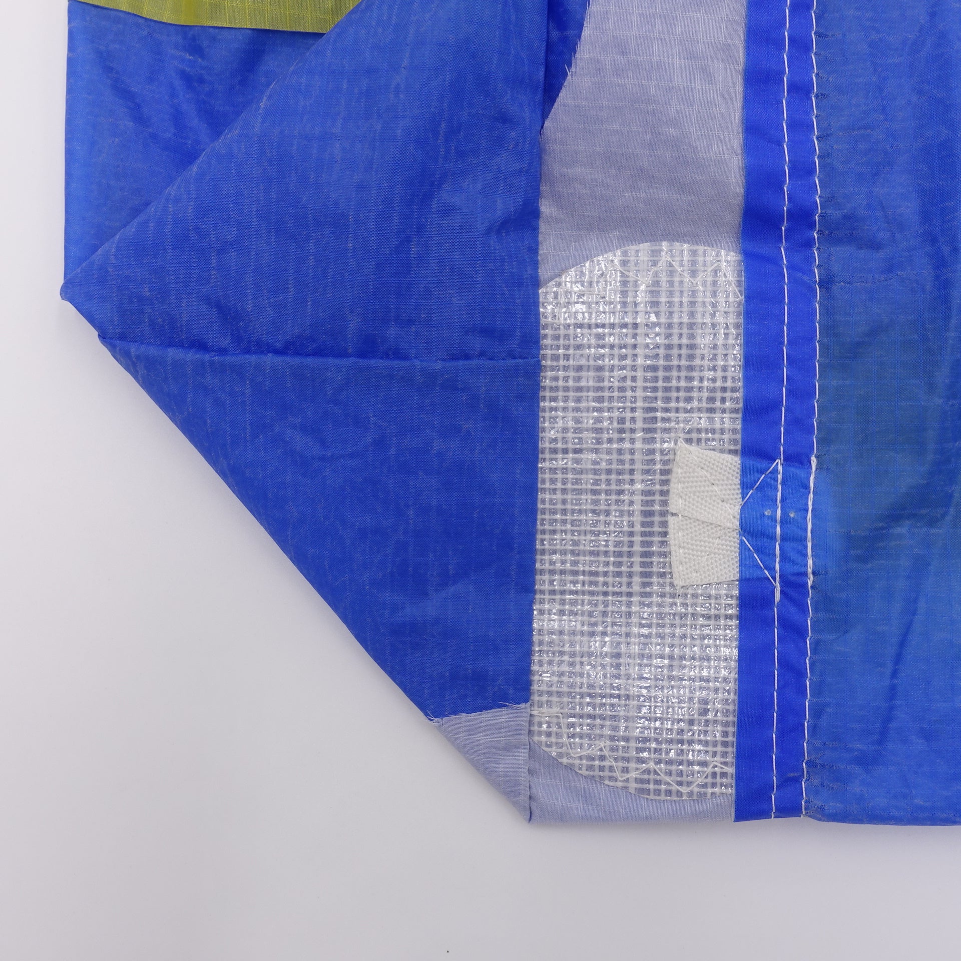 EXCLUSIVE CUT_TOTE M