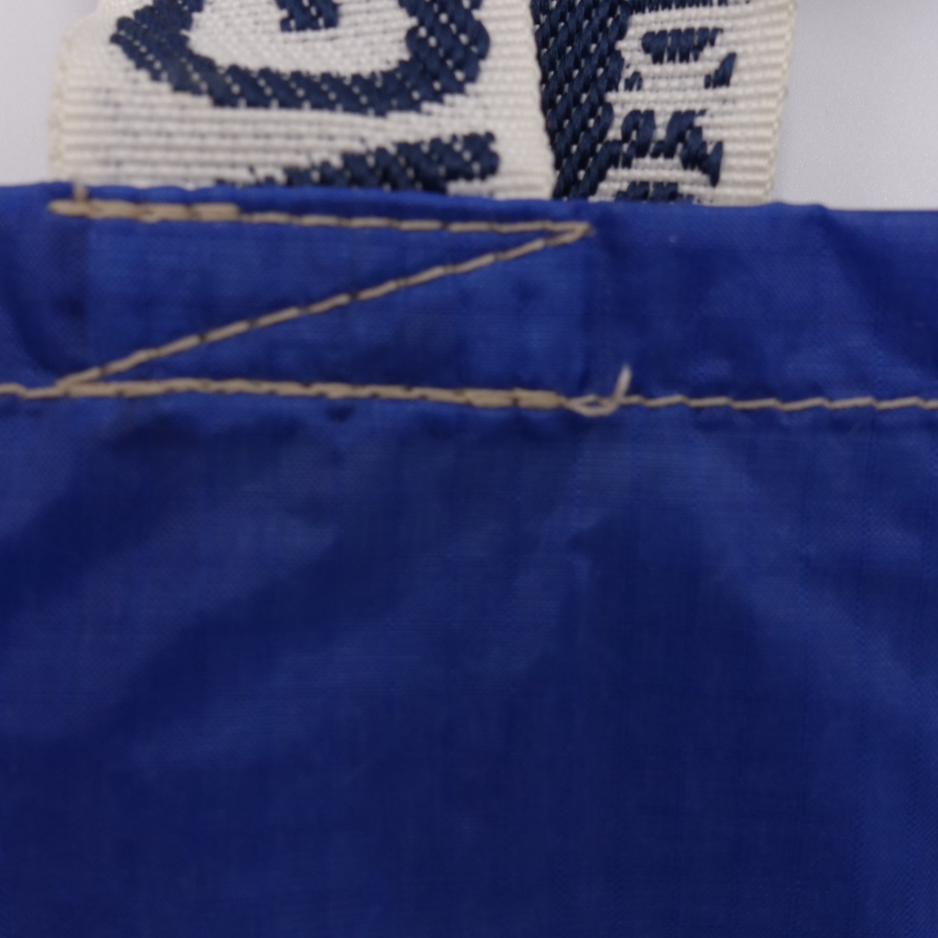 EXCLUSIVE CUT_TOTE M