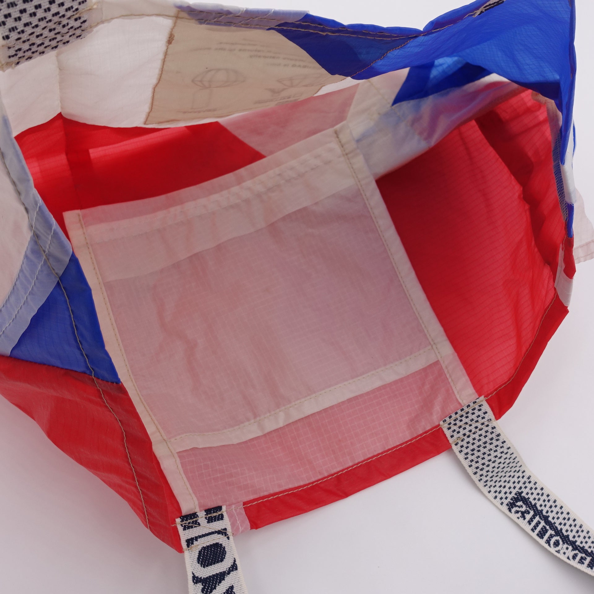 EXCLUSIVE CUT_TOTE M