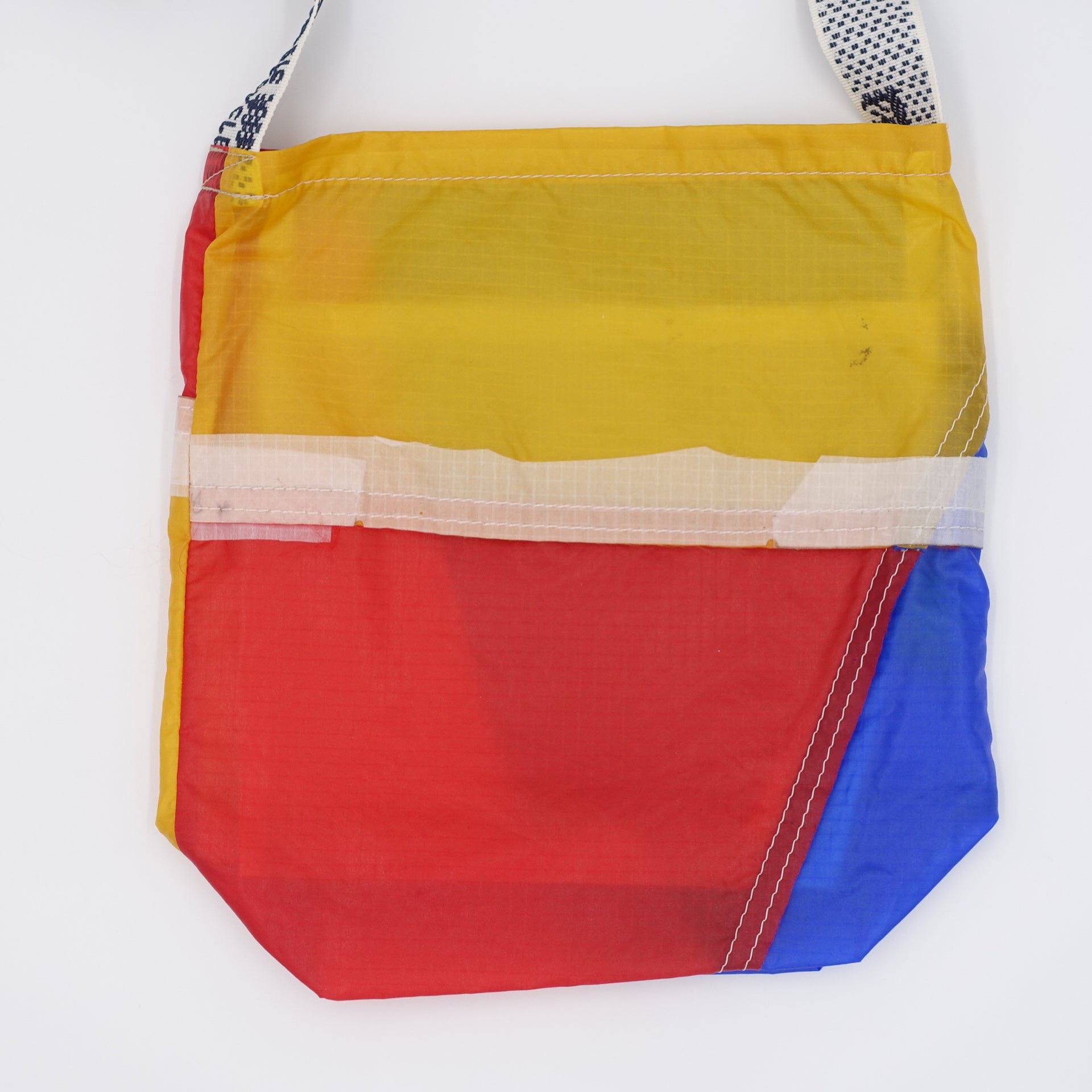 EXCLUSIVE CUT_SACOCHE