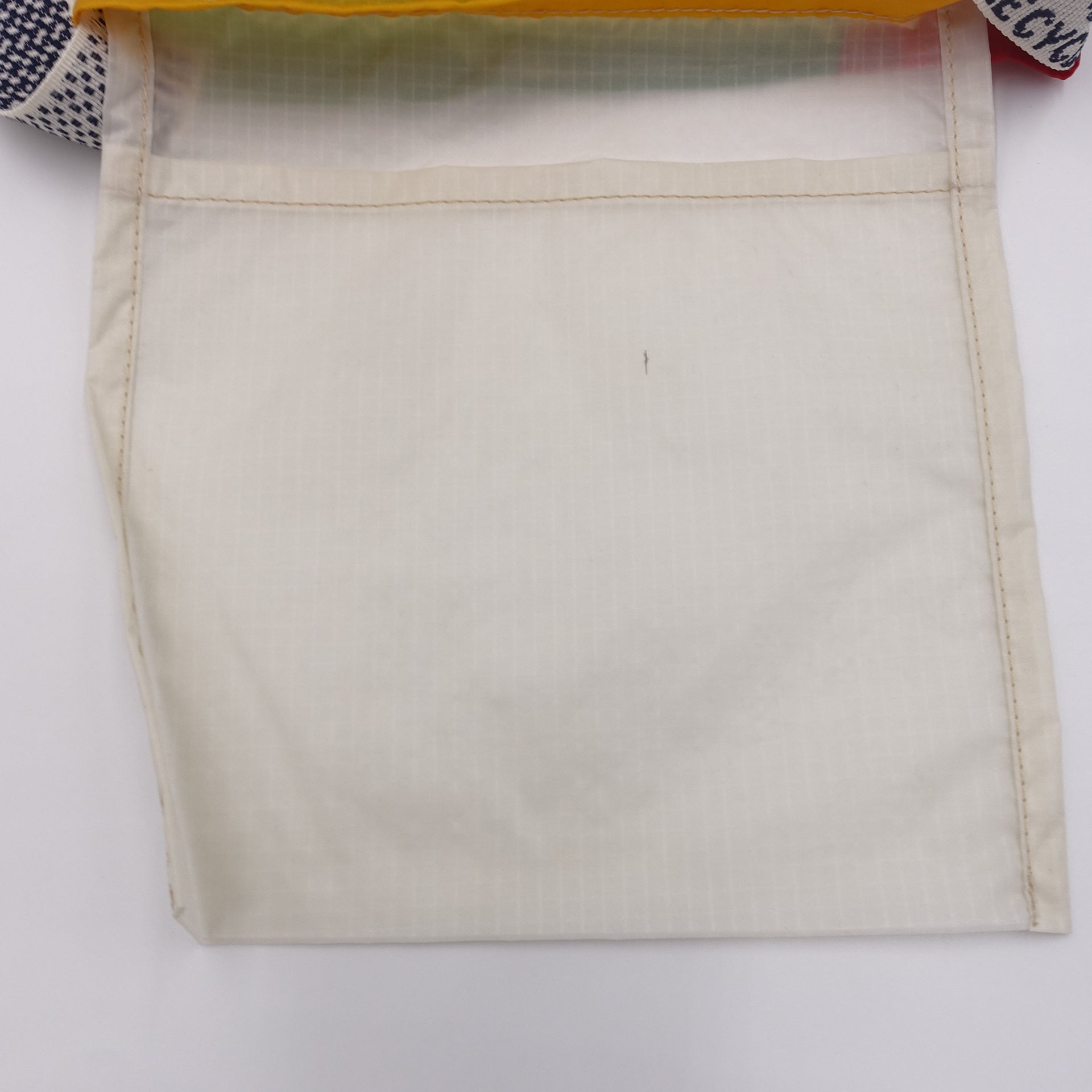 EXCLUSIVE CUT_SACOCHE