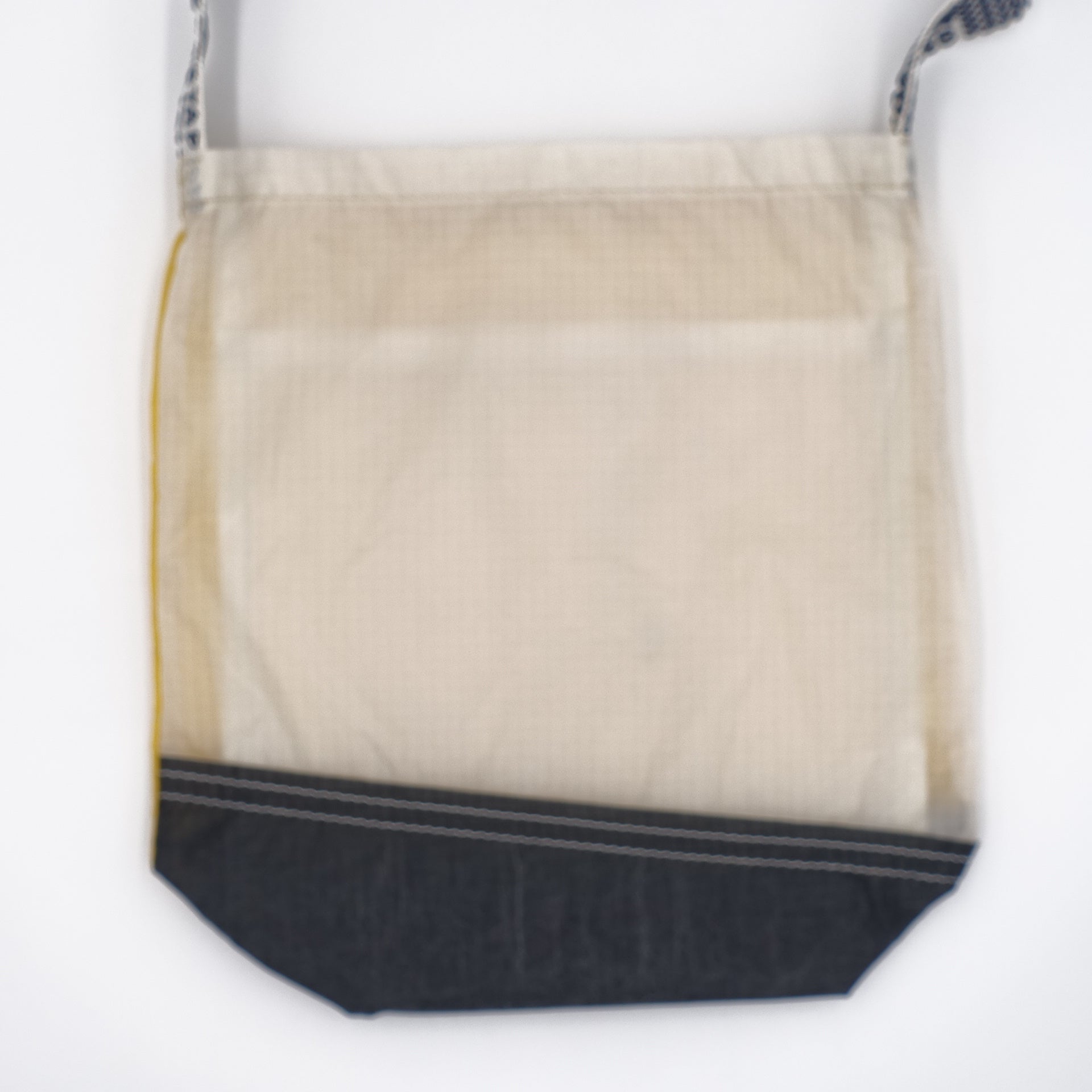 EXCLUSIVE CUT_SACOCHE