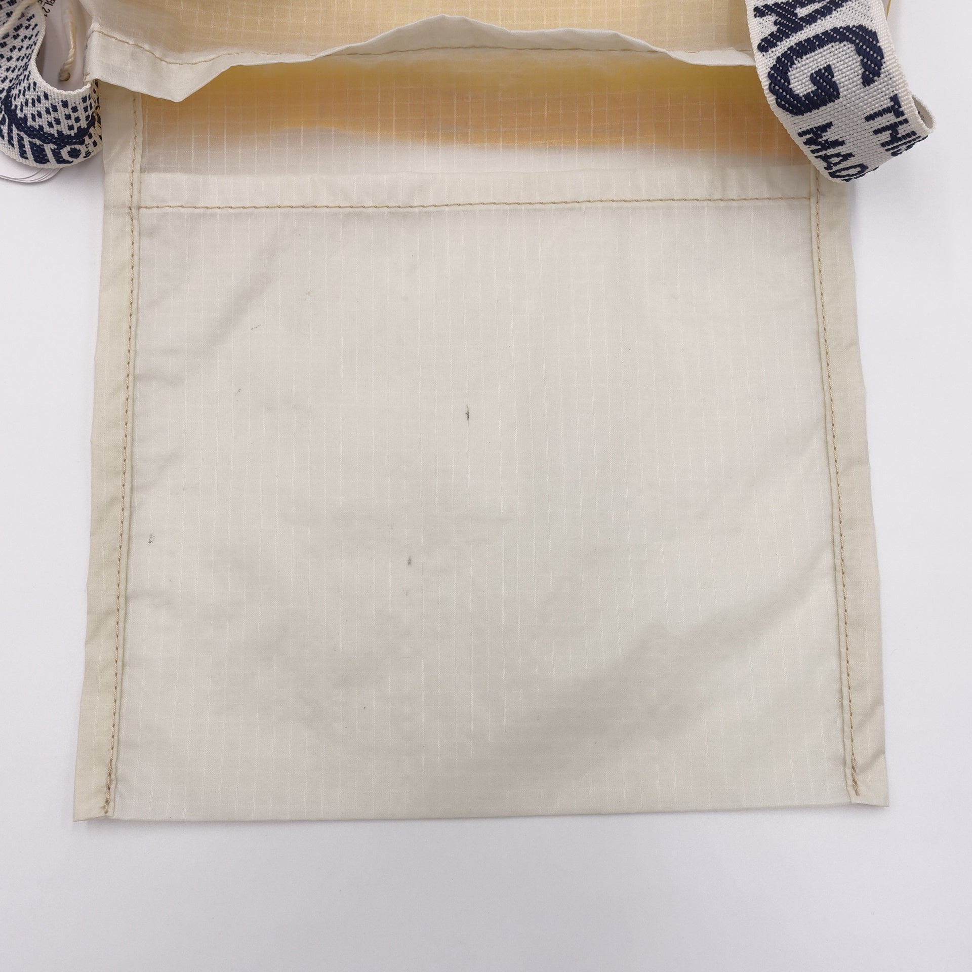 EXCLUSIVE CUT_SACOCHE