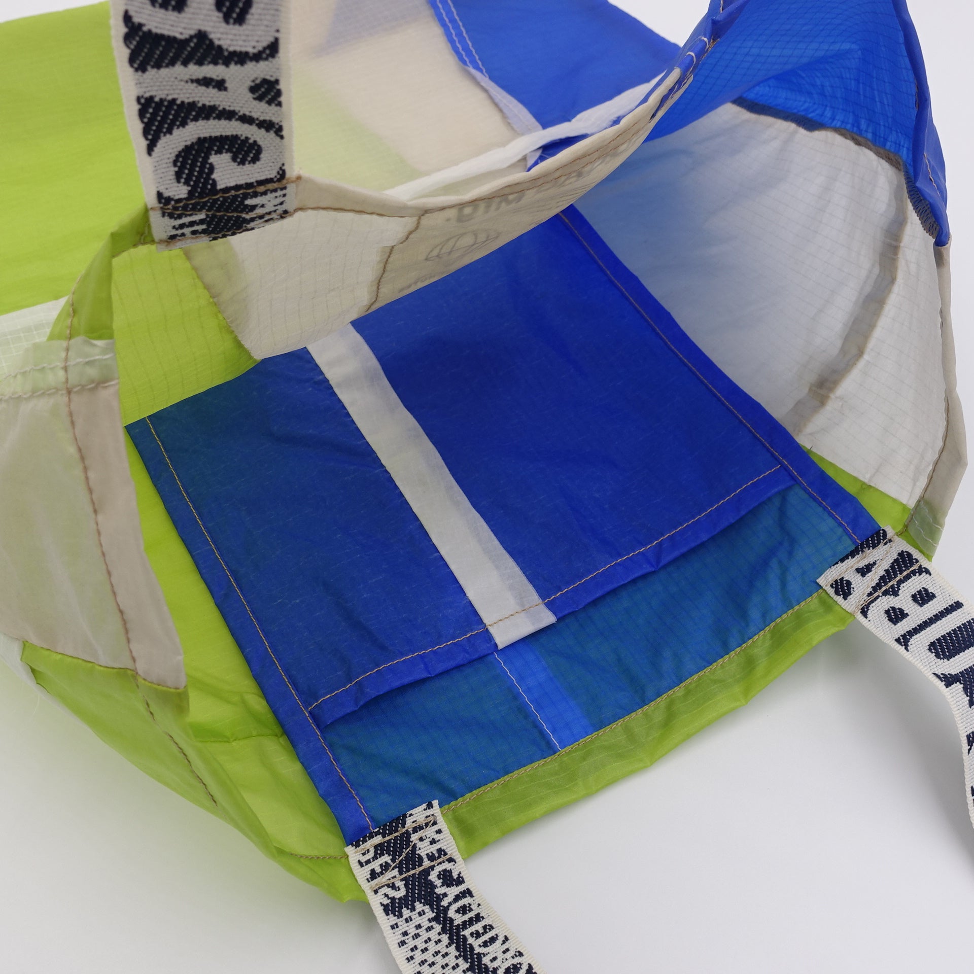 EXCLUSIVE CUT_TOTE L