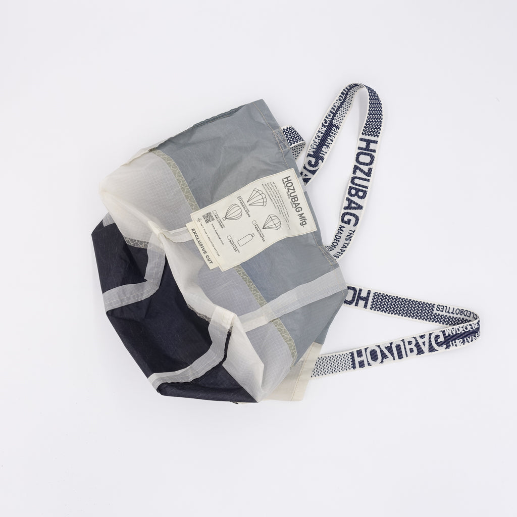 EXCLUSIVE CUT_TOTE M