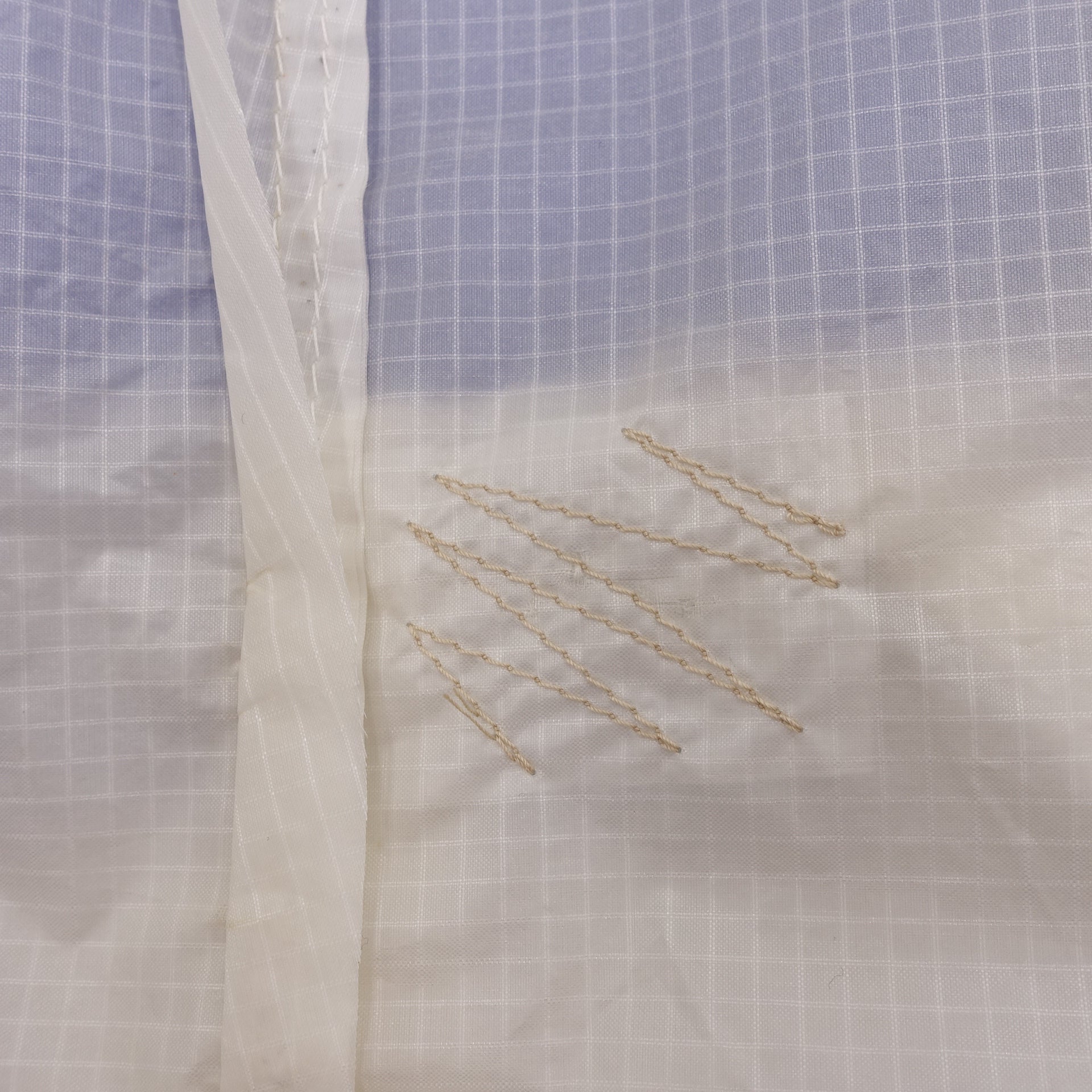 EXCLUSIVE CUT_TOTE M