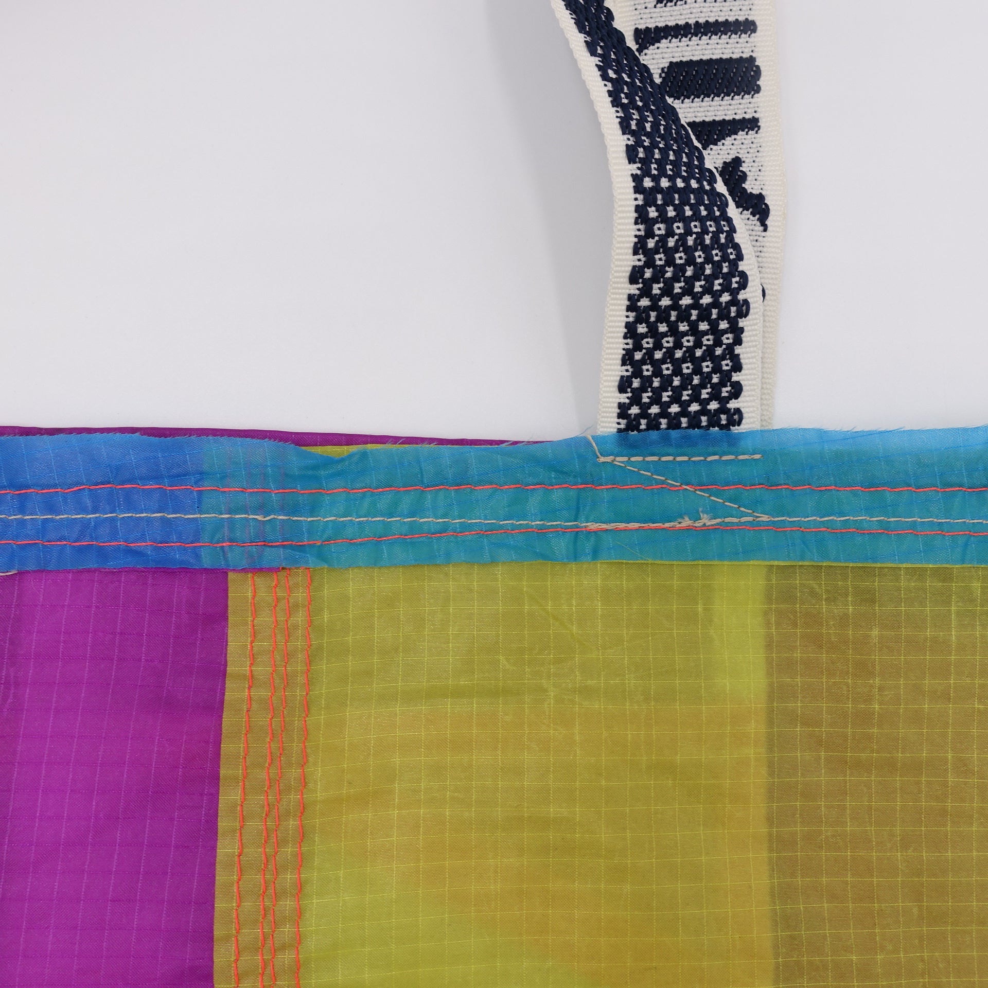 EXCLUSIVE CUT_TOTE L