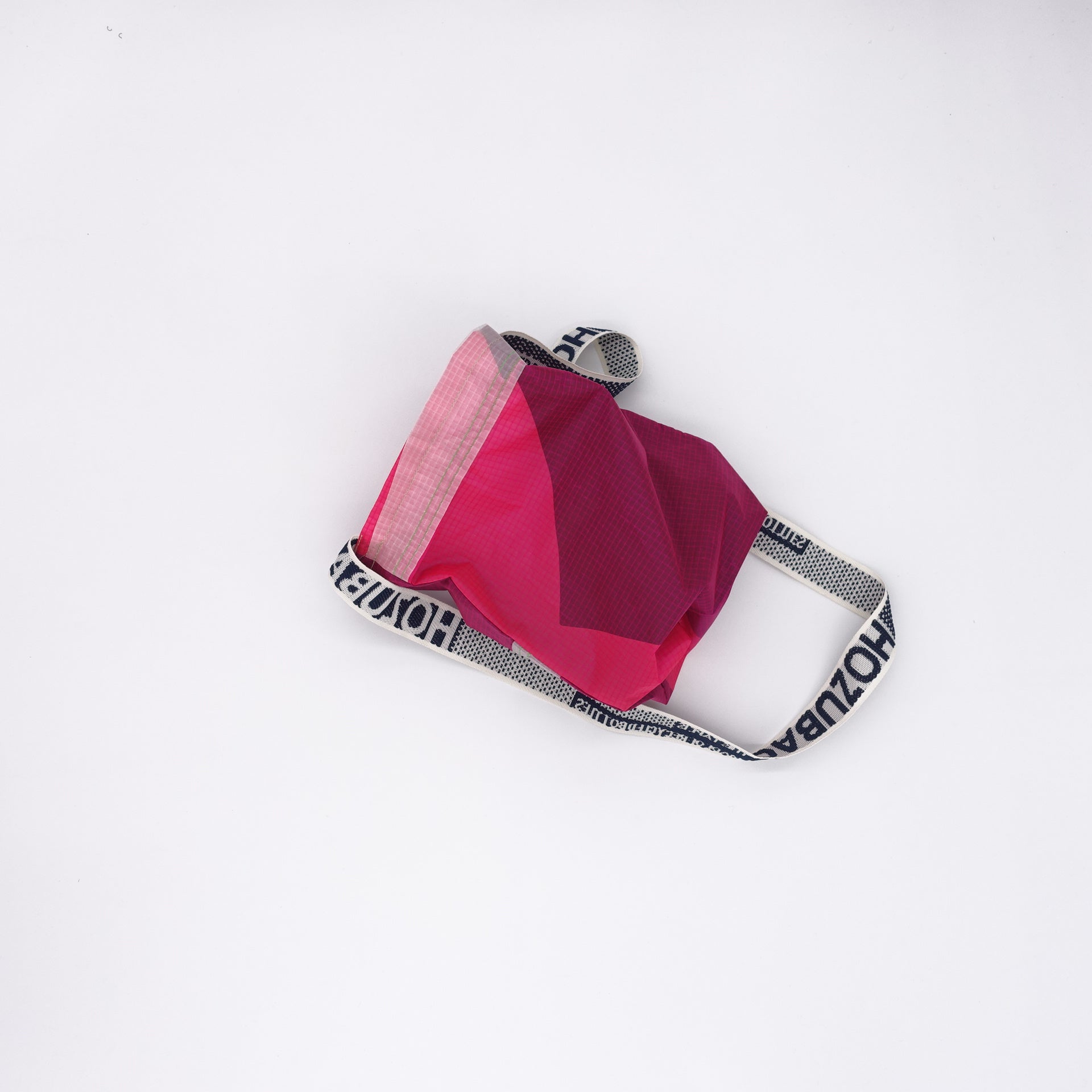 EXCLUSIVE CUT_SACOCHE