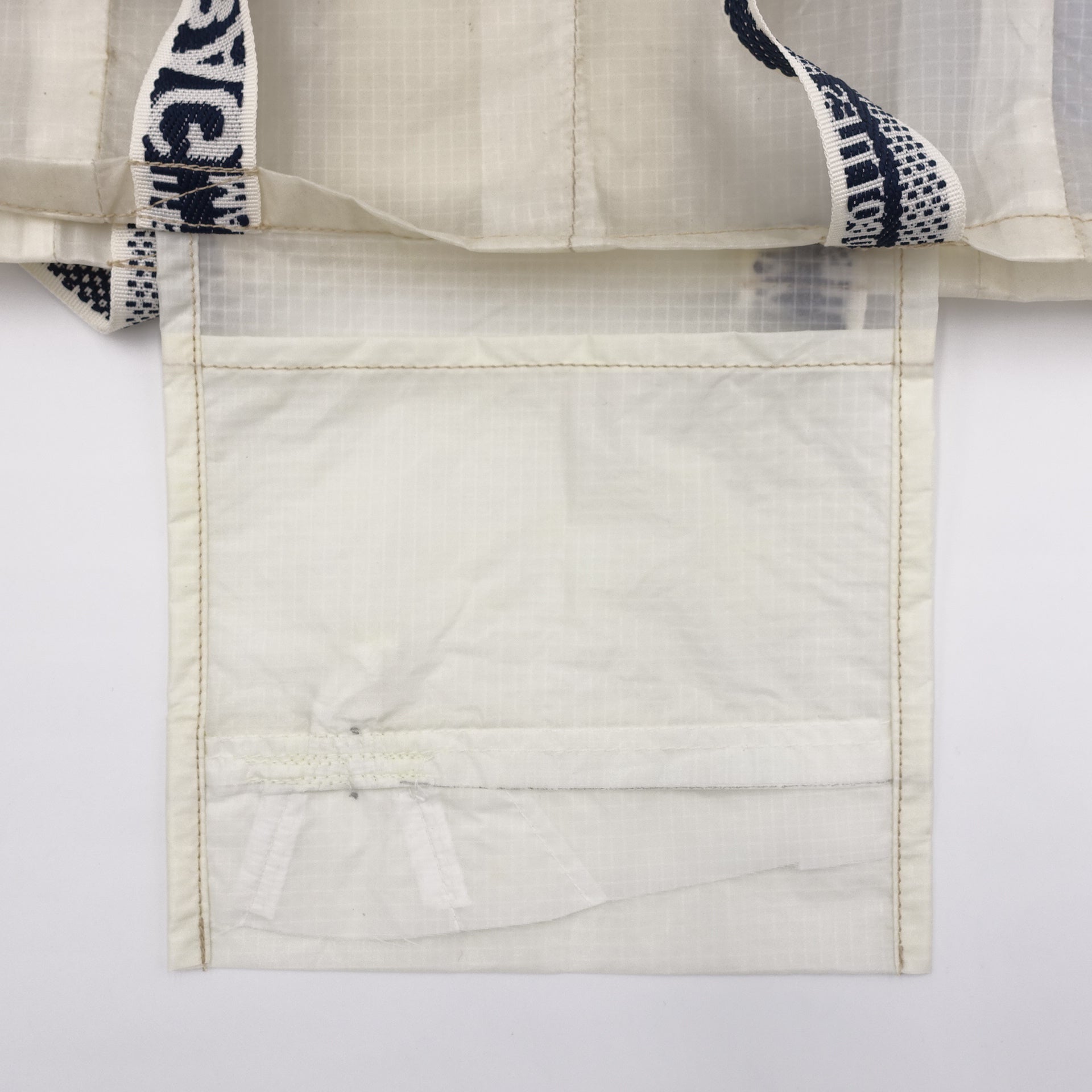 EXCLUSIVE CUT_TOTE M