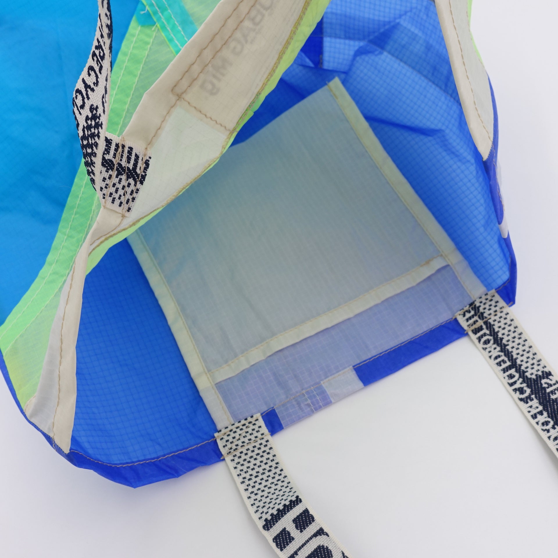 COMPOSITE CUT_TOTE M