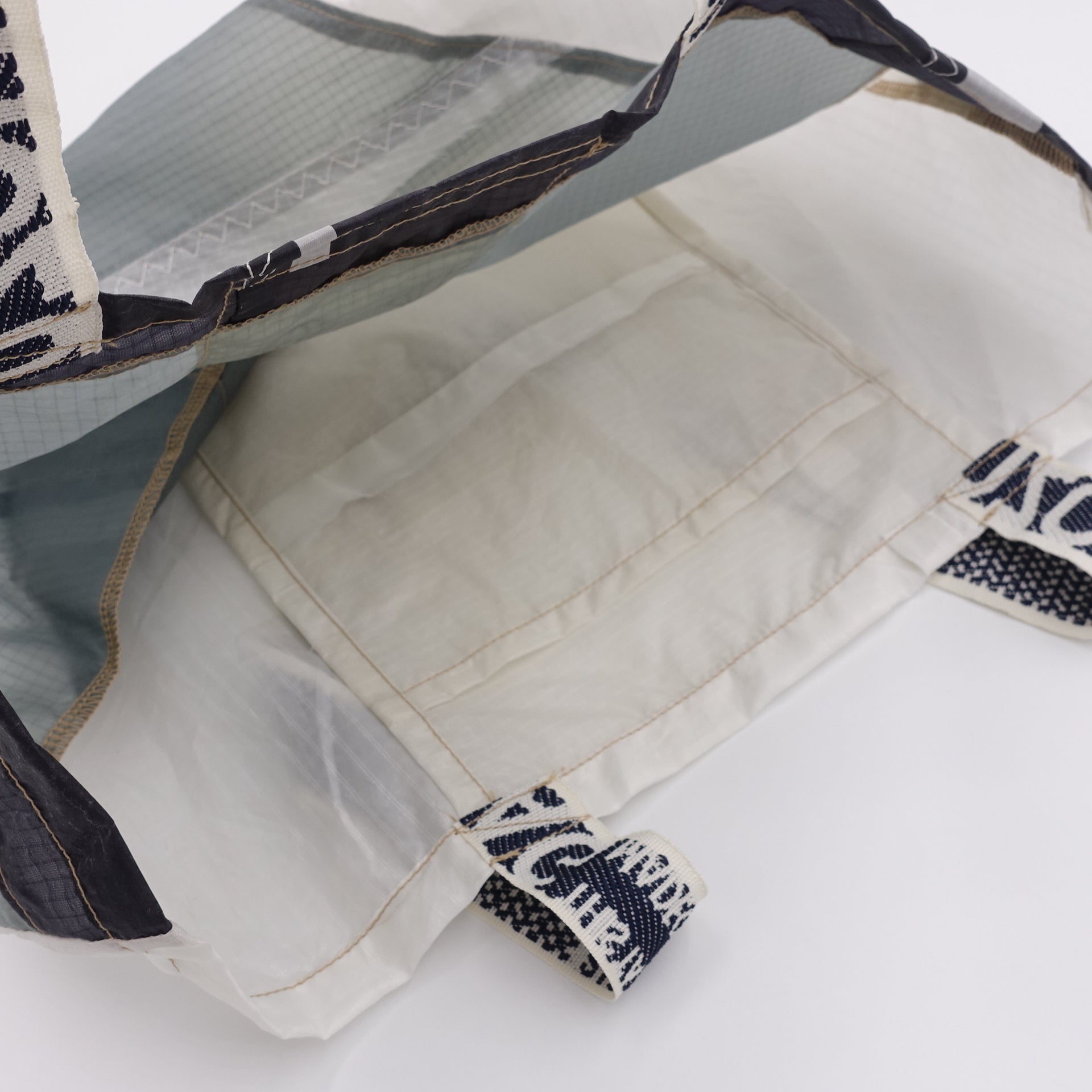 COMPOSITE CUT_TOTE M