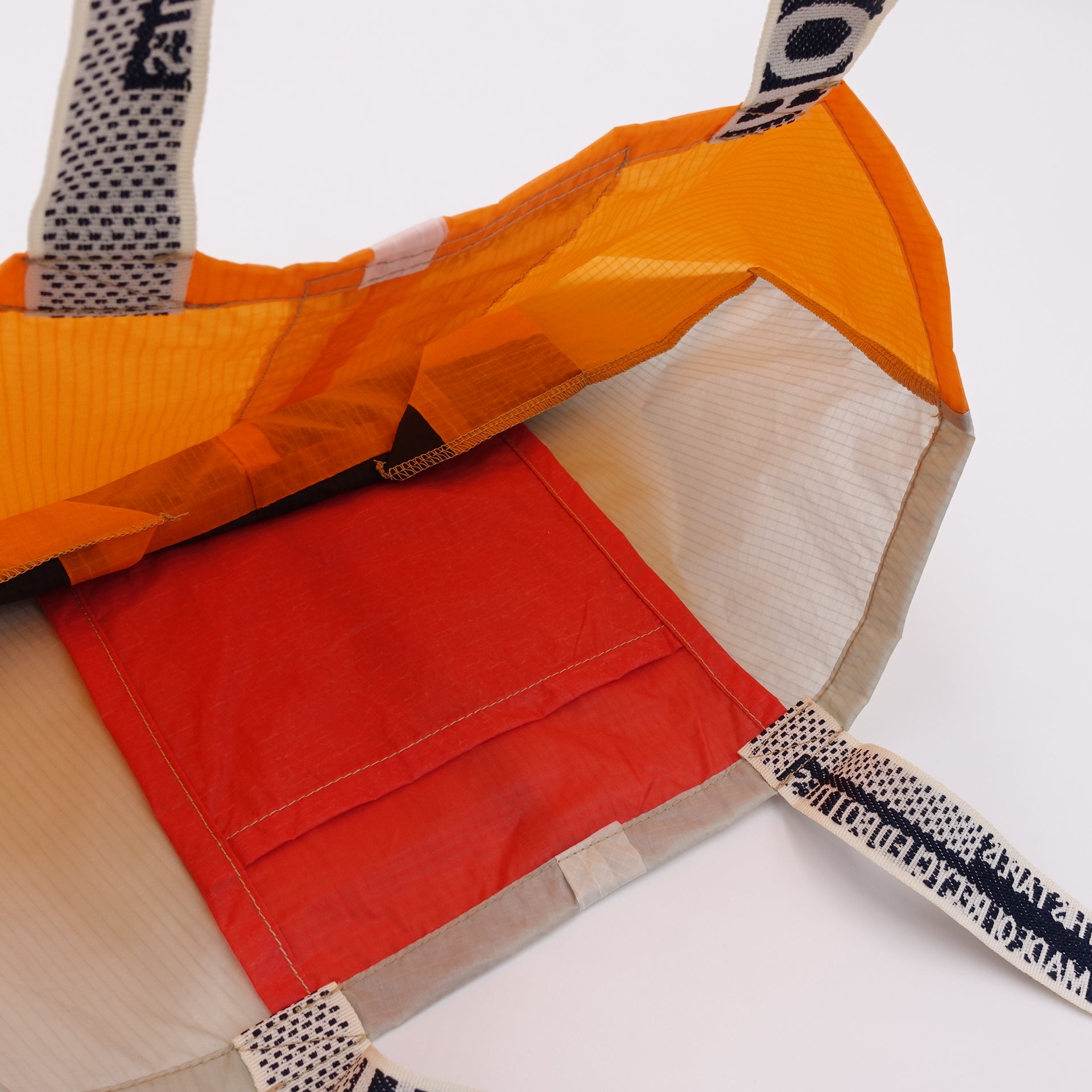 EXCLUSIVE CUT_TOTE M