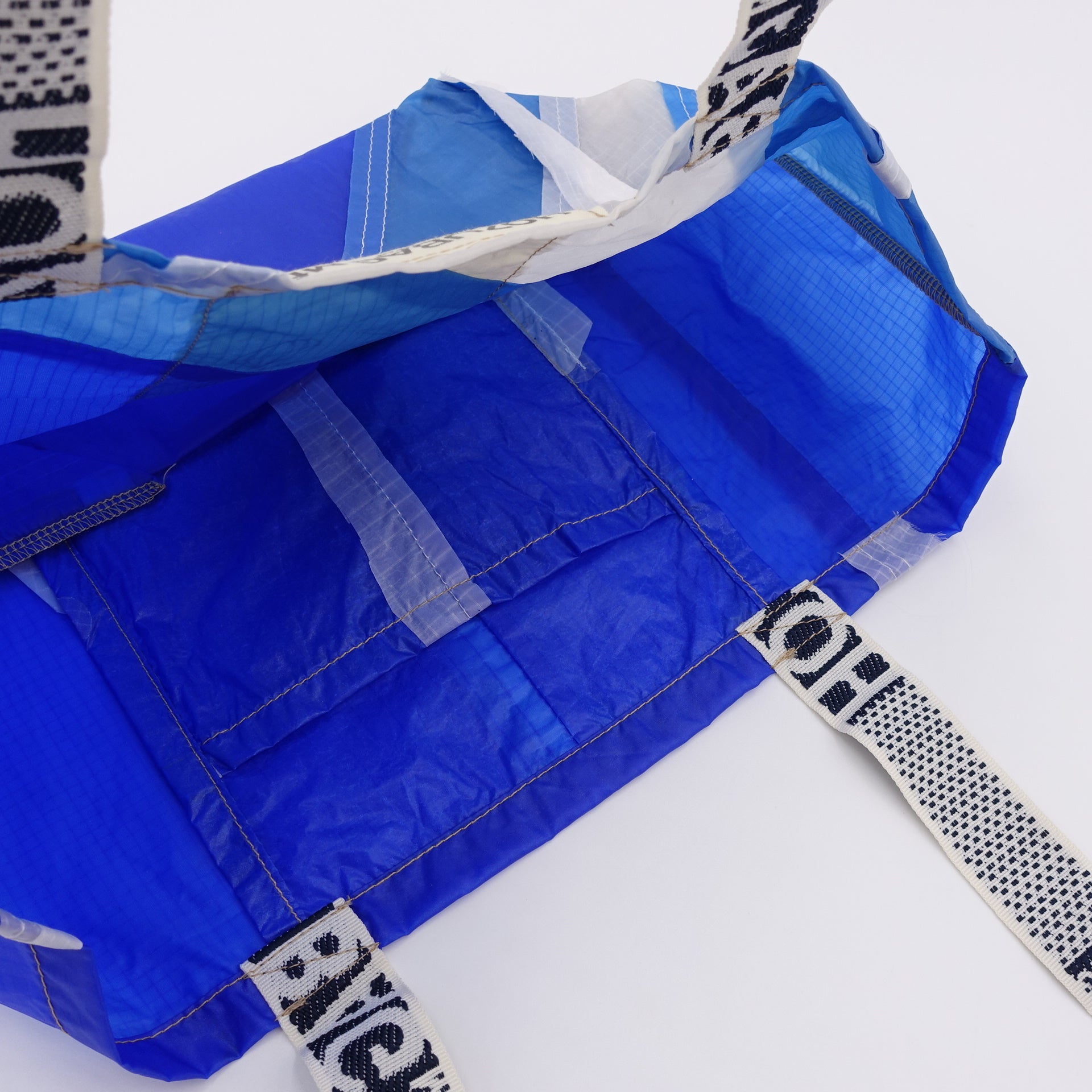 EXCLUSIVE CUT_TOTE M