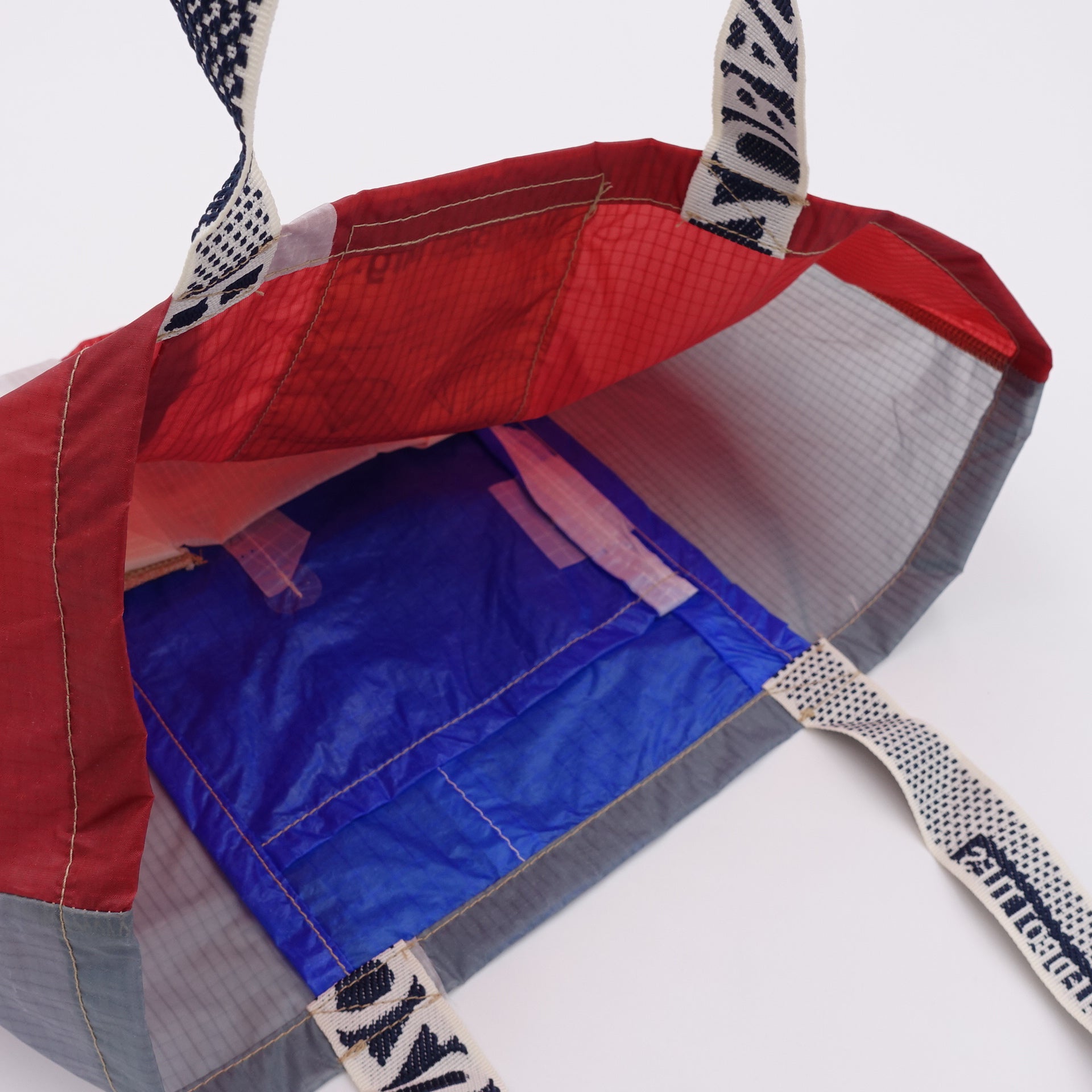 EXCLUSIVE CUT_TOTE M