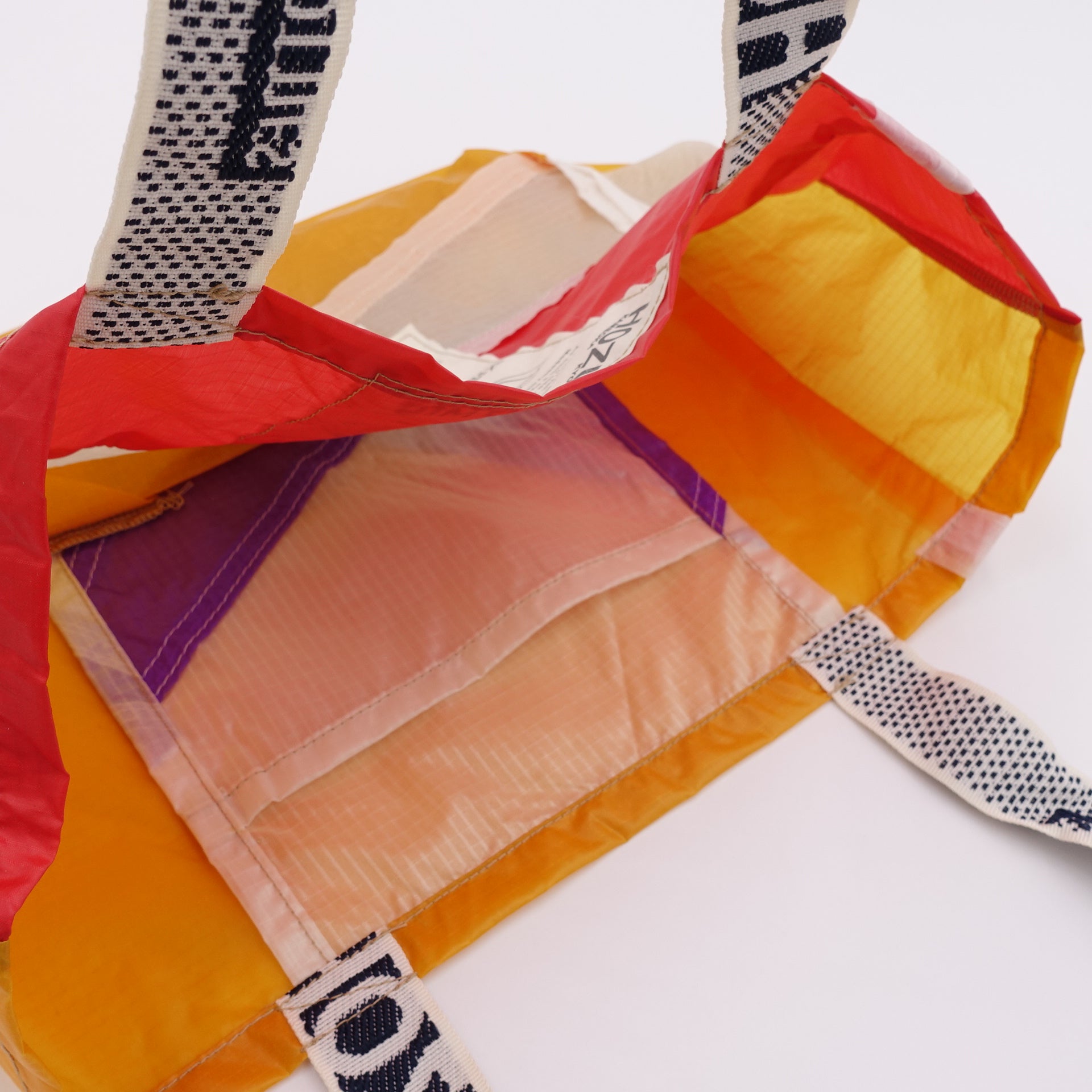 EXCLUSIVE CUT_TOTE M