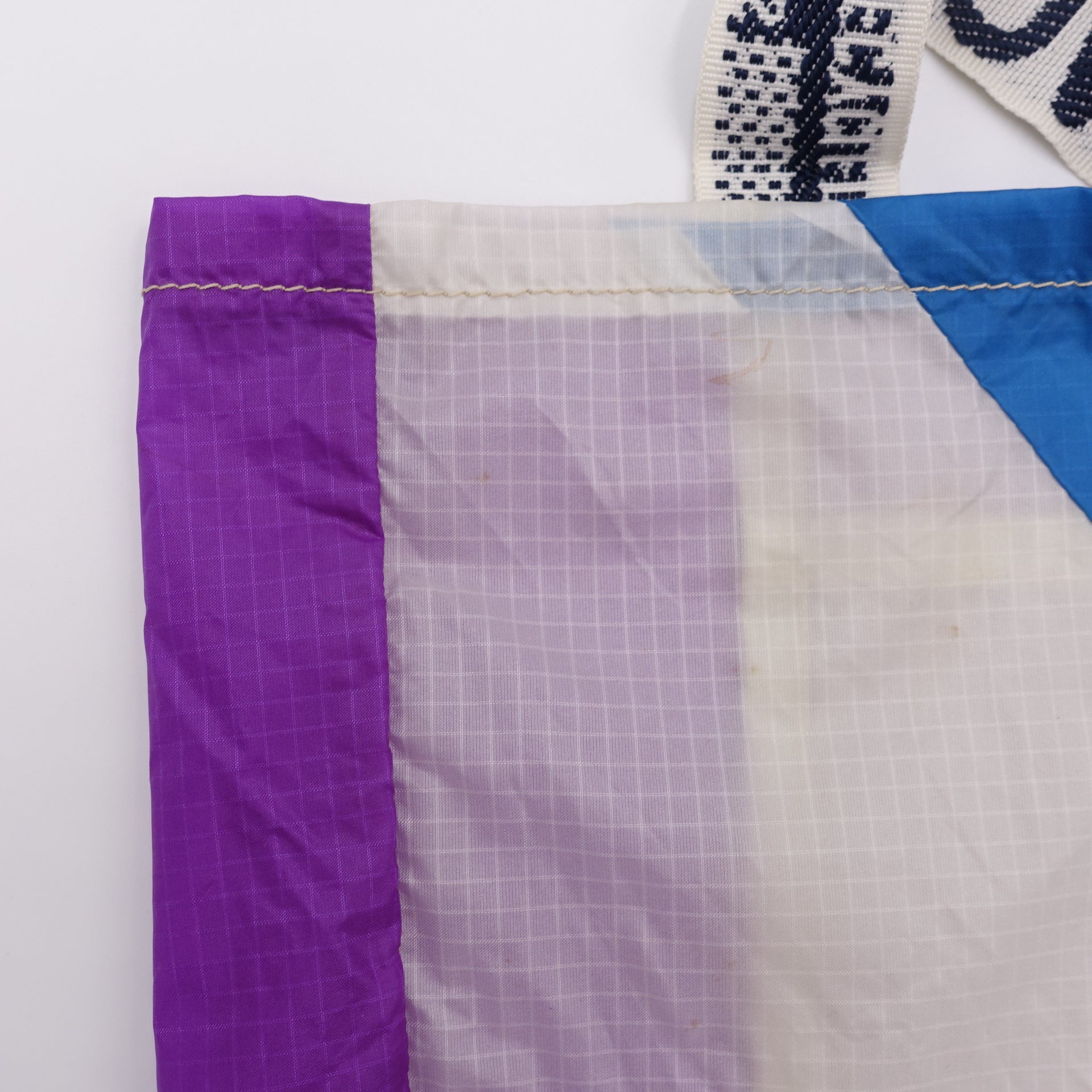 EXCLUSIVE CUT_TOTE M