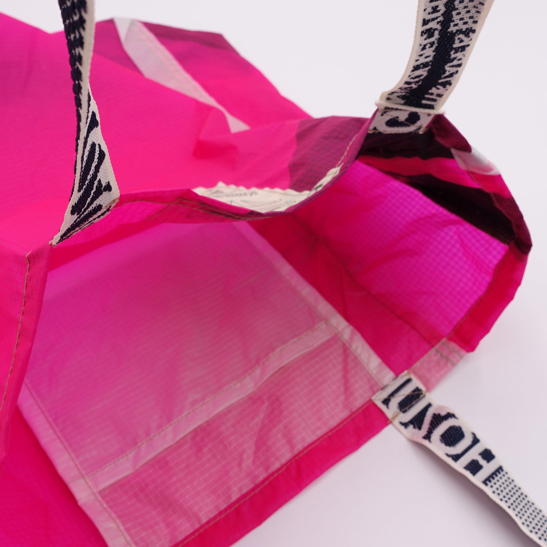 EXCLUSIVE CUT_TOTE L