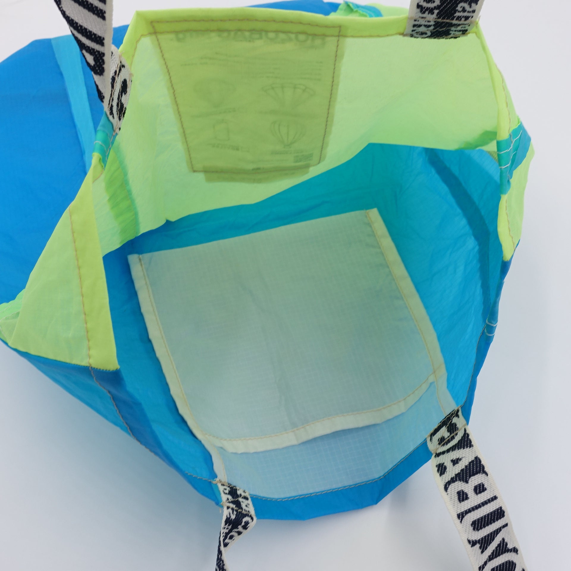 EXCLUSIVE CUT_TOTE L