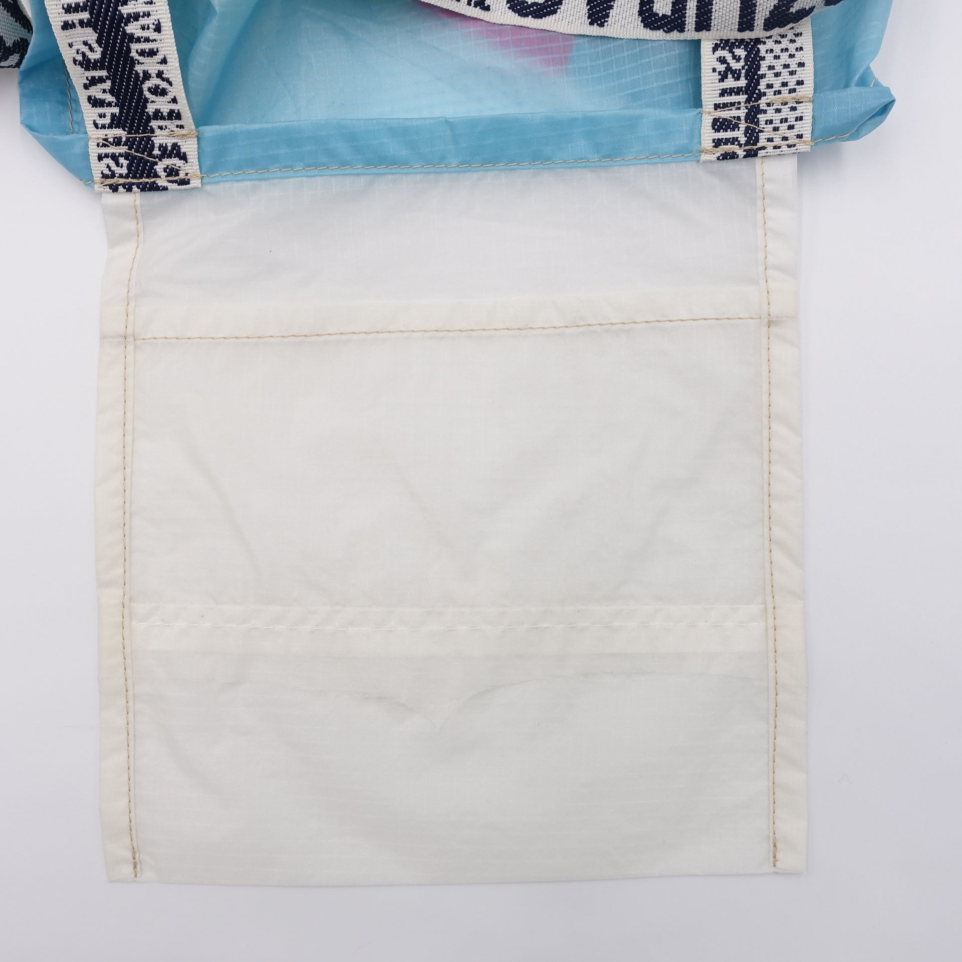 EXCLUSIVE CUT_TOTE M