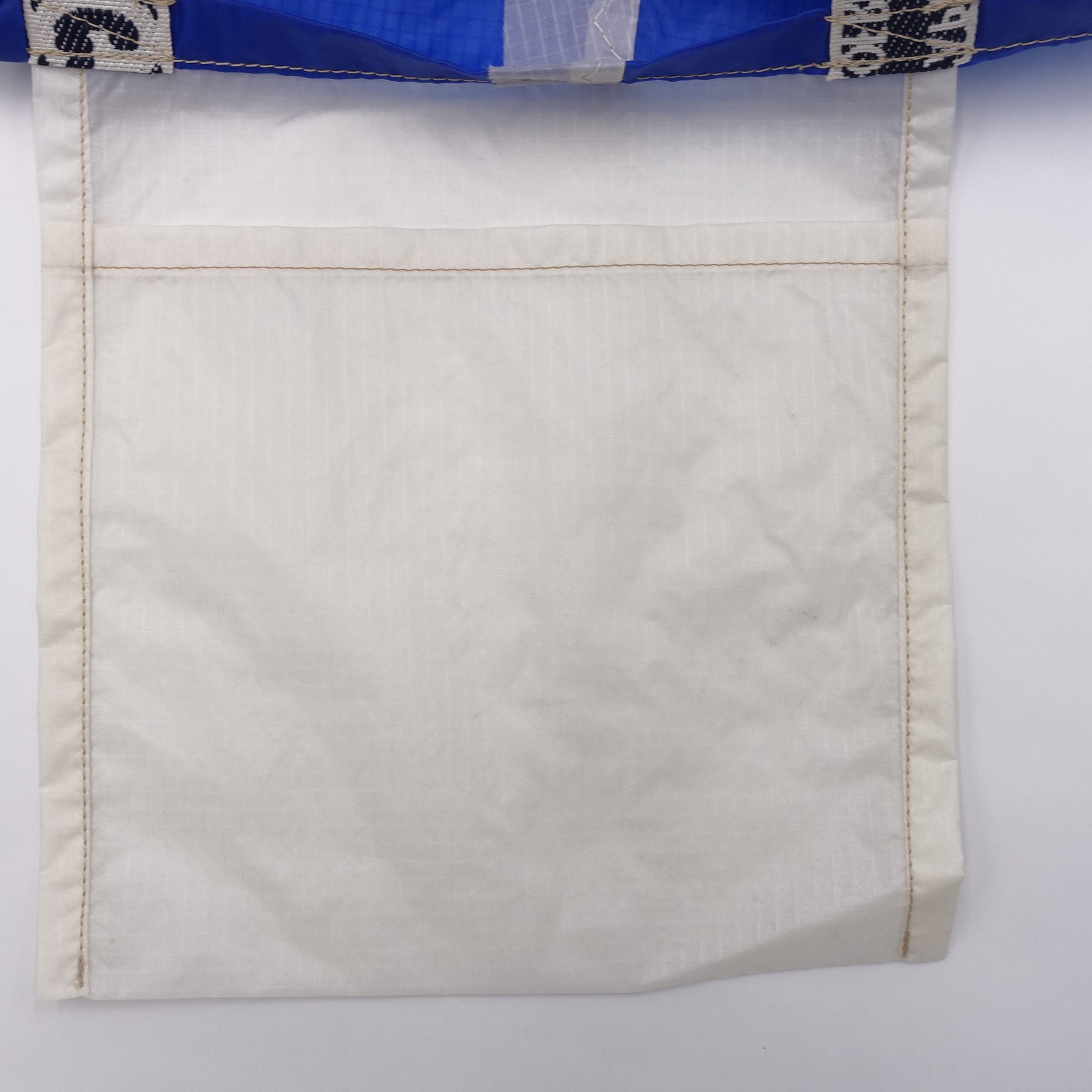 EXCLUSIVE CUT_TOTE M