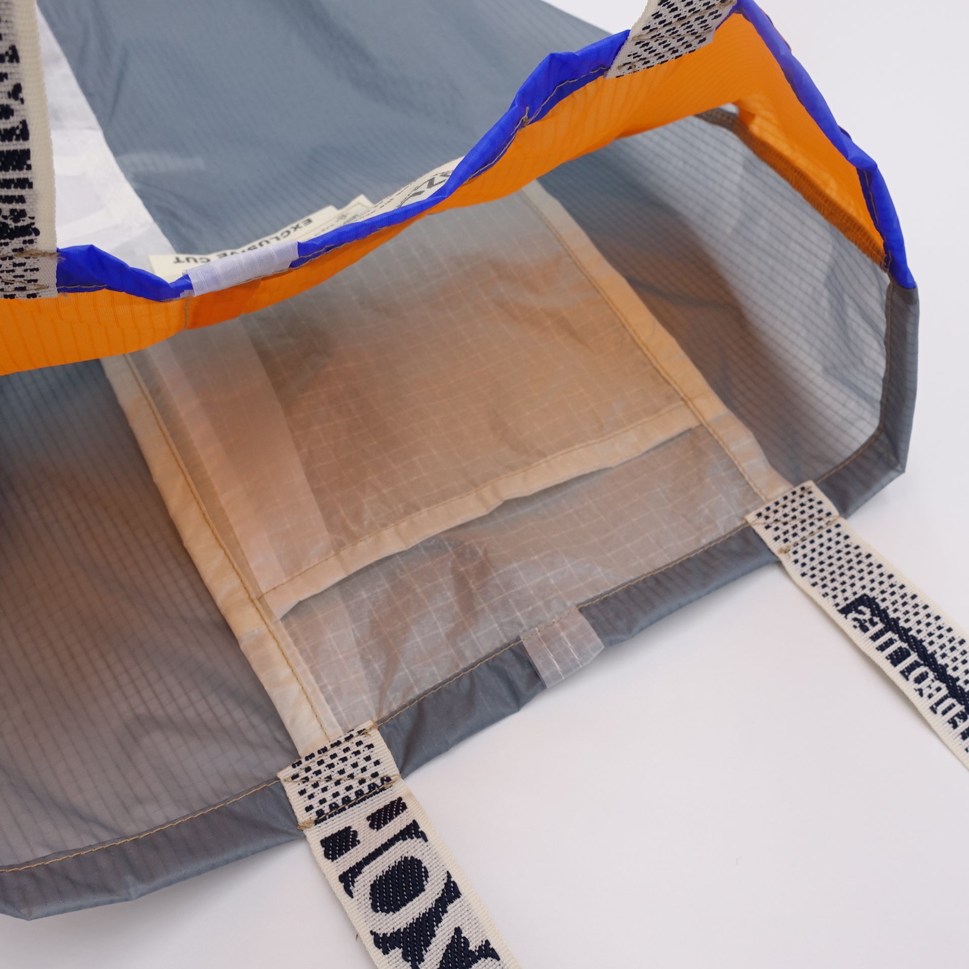 EXCLUSIVE CUT_TOTE L