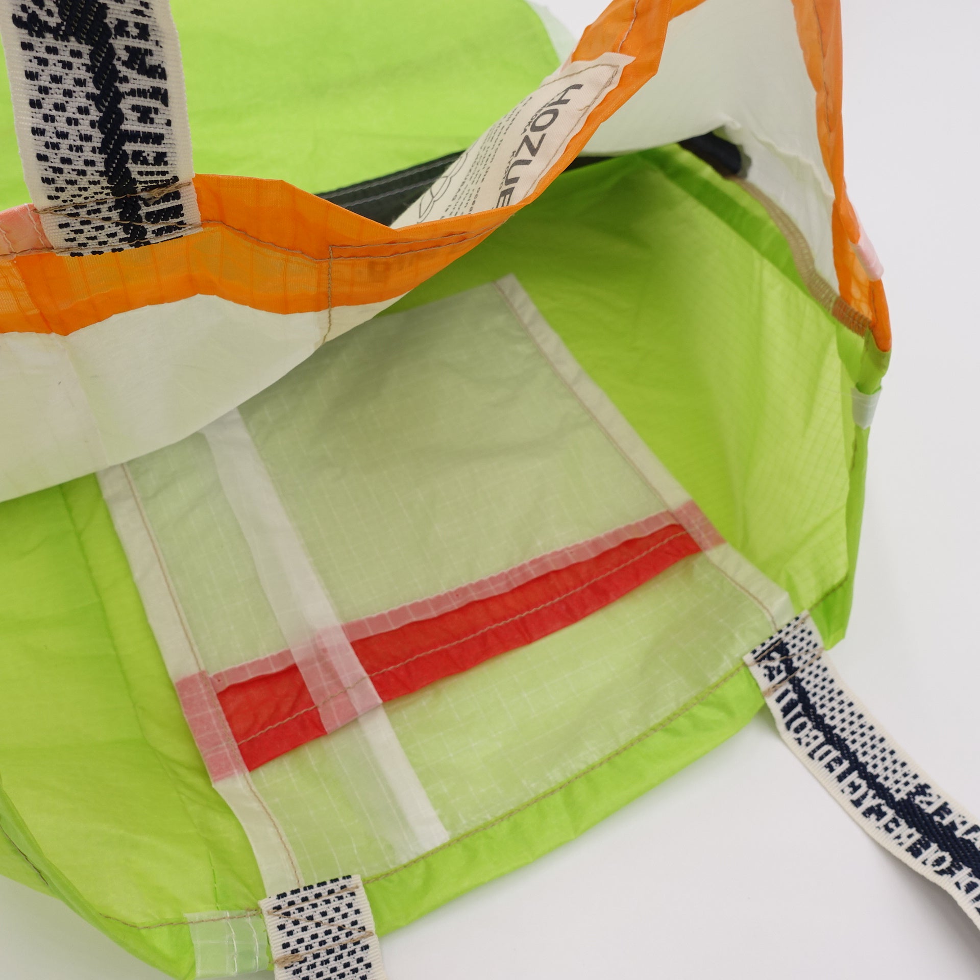 EXCLUSIVE CUT_TOTE L