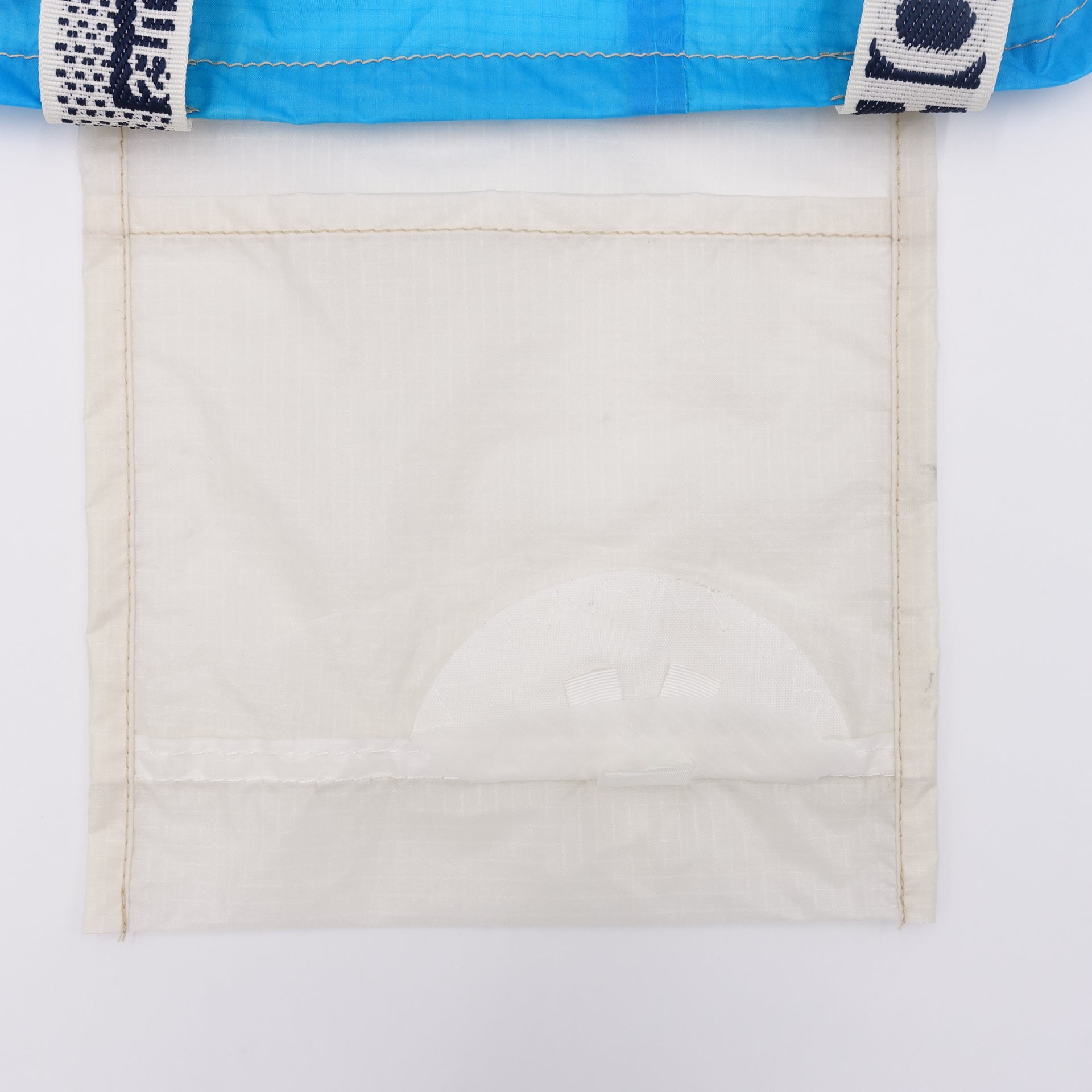 EXCLUSIVE CUT_TOTE M