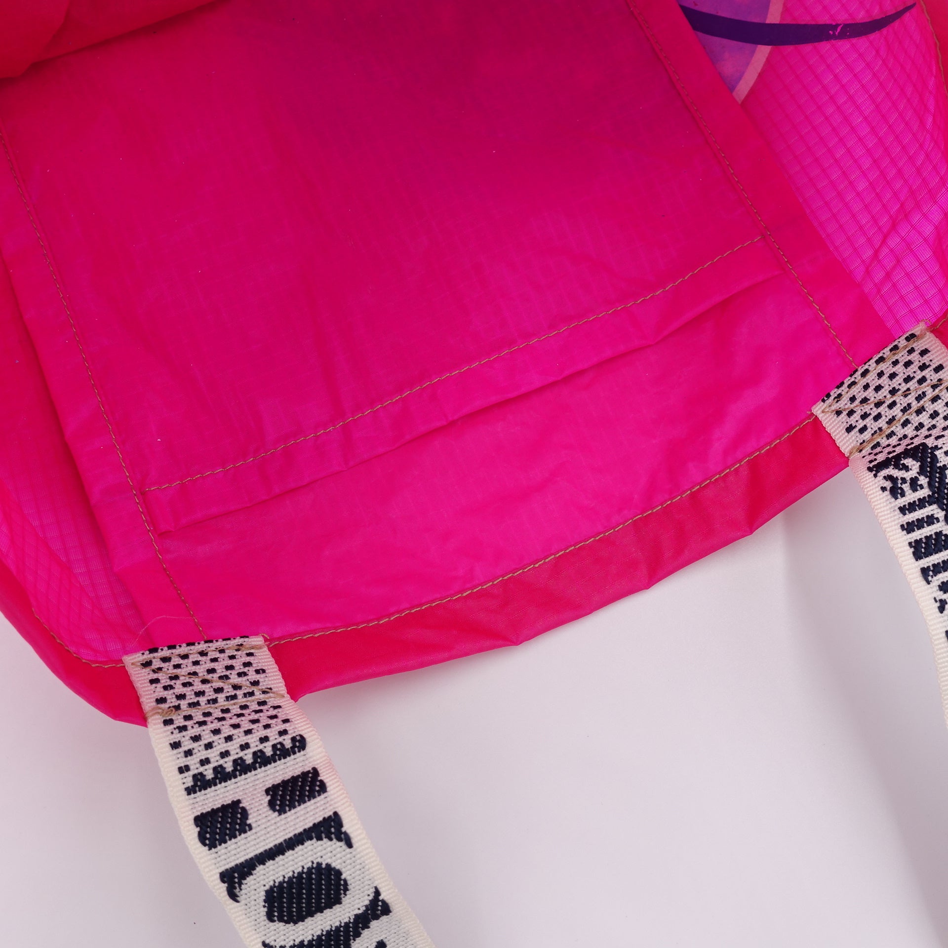 EXCLUSIVE CUT_TOTE M