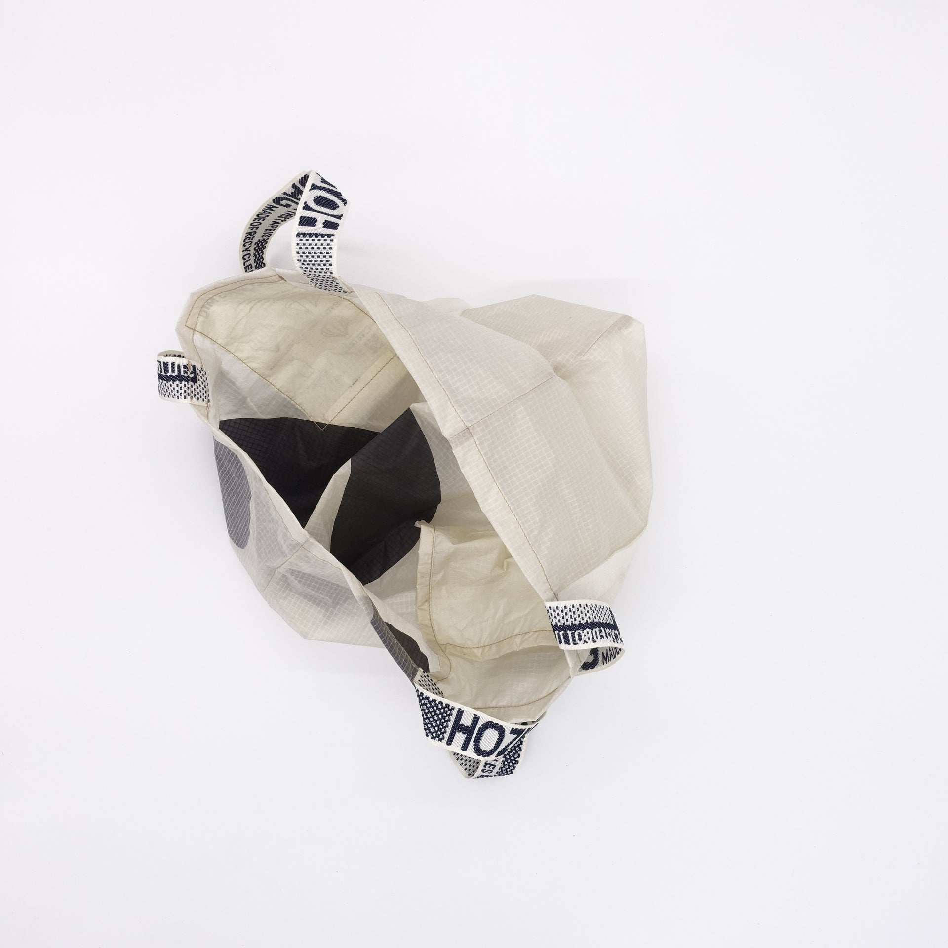 EXCLUSIVE CUT_TOTE M