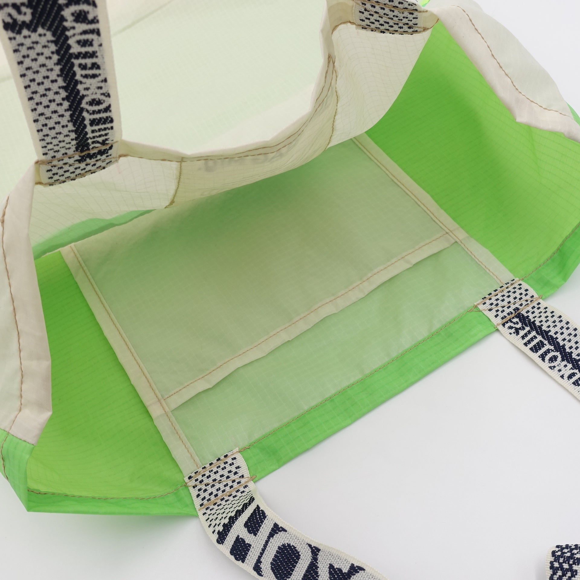 COUPE NORMALE_TOTE L