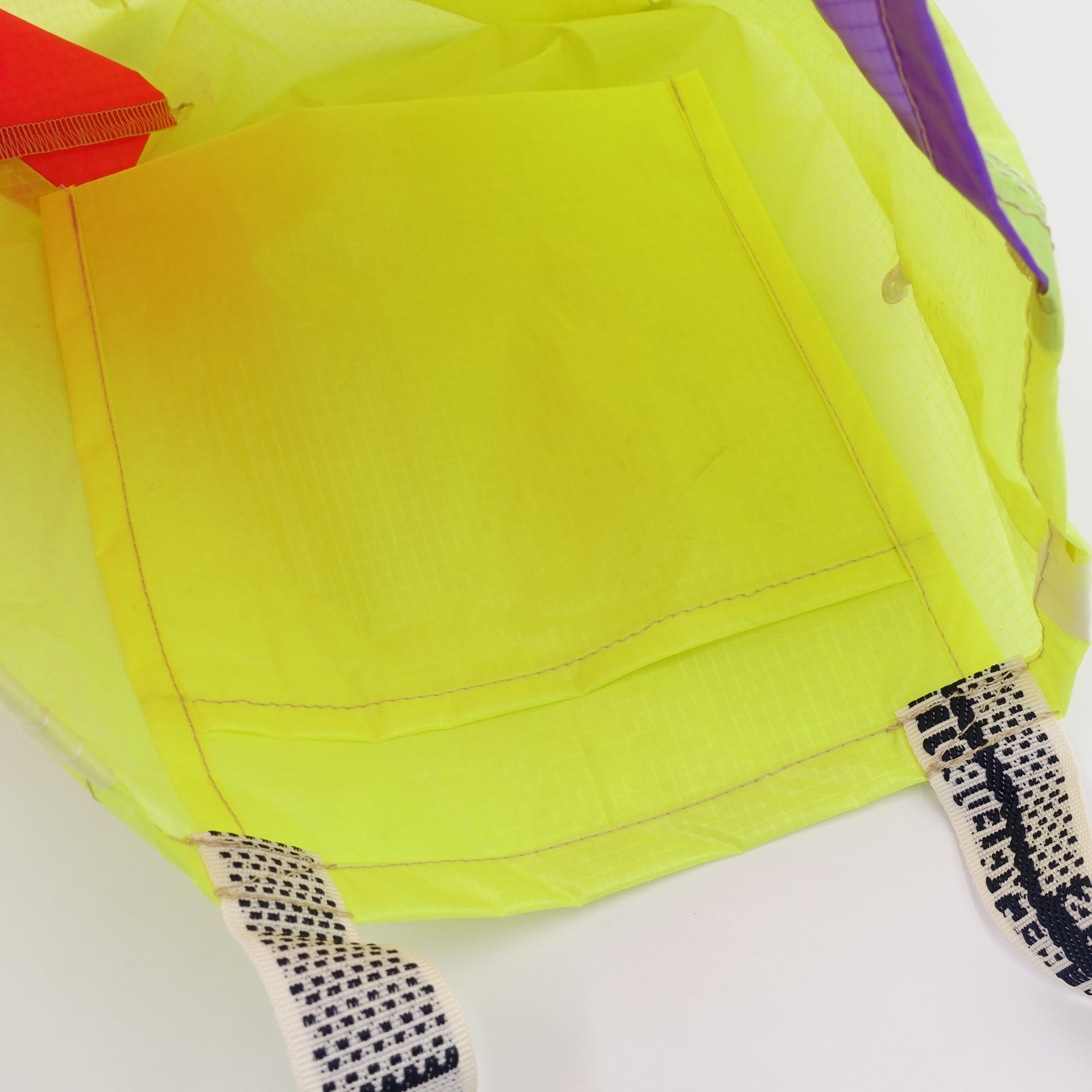 EXCLUSIVE CUT_TOTE M