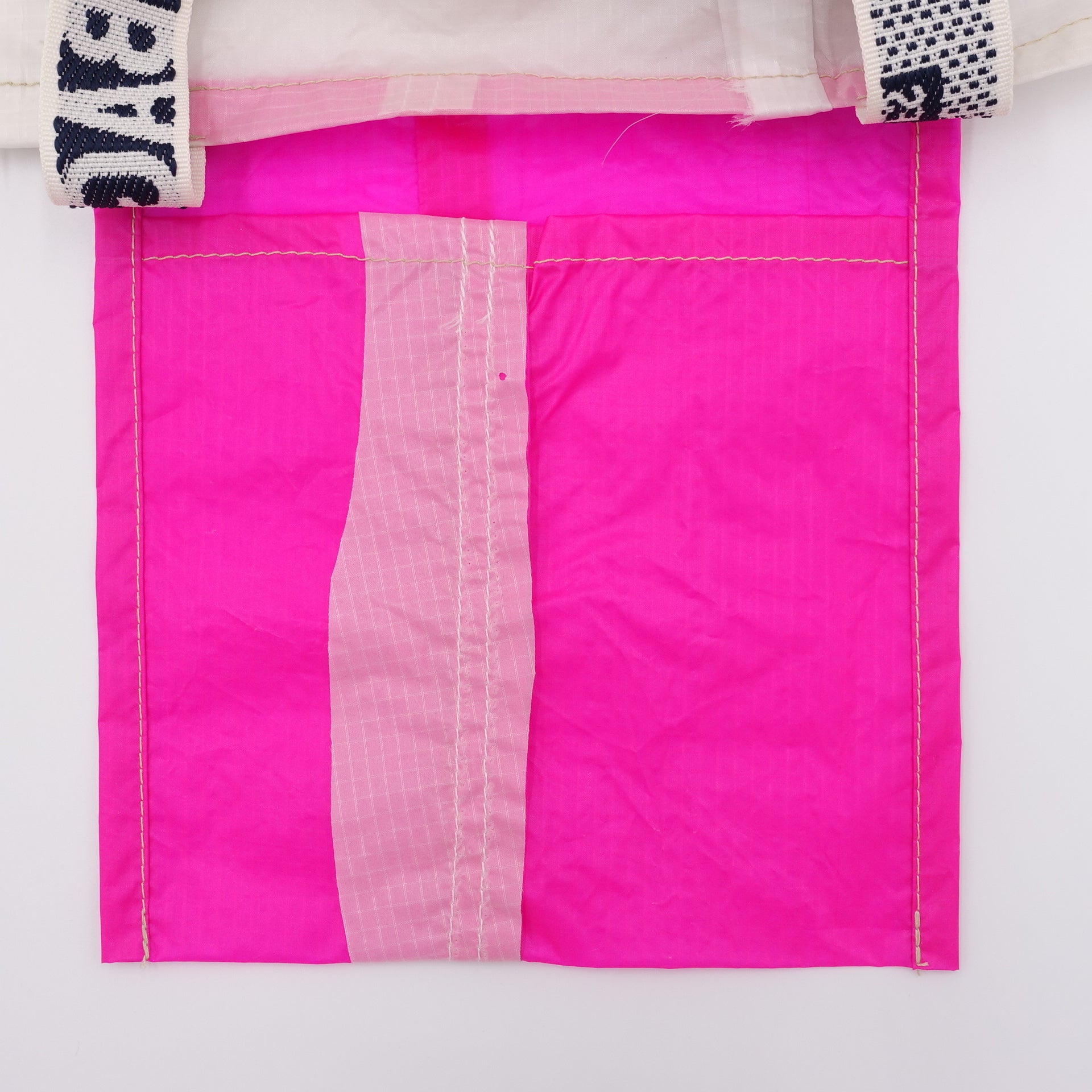 EXCLUSIVE CUT_TOTE M