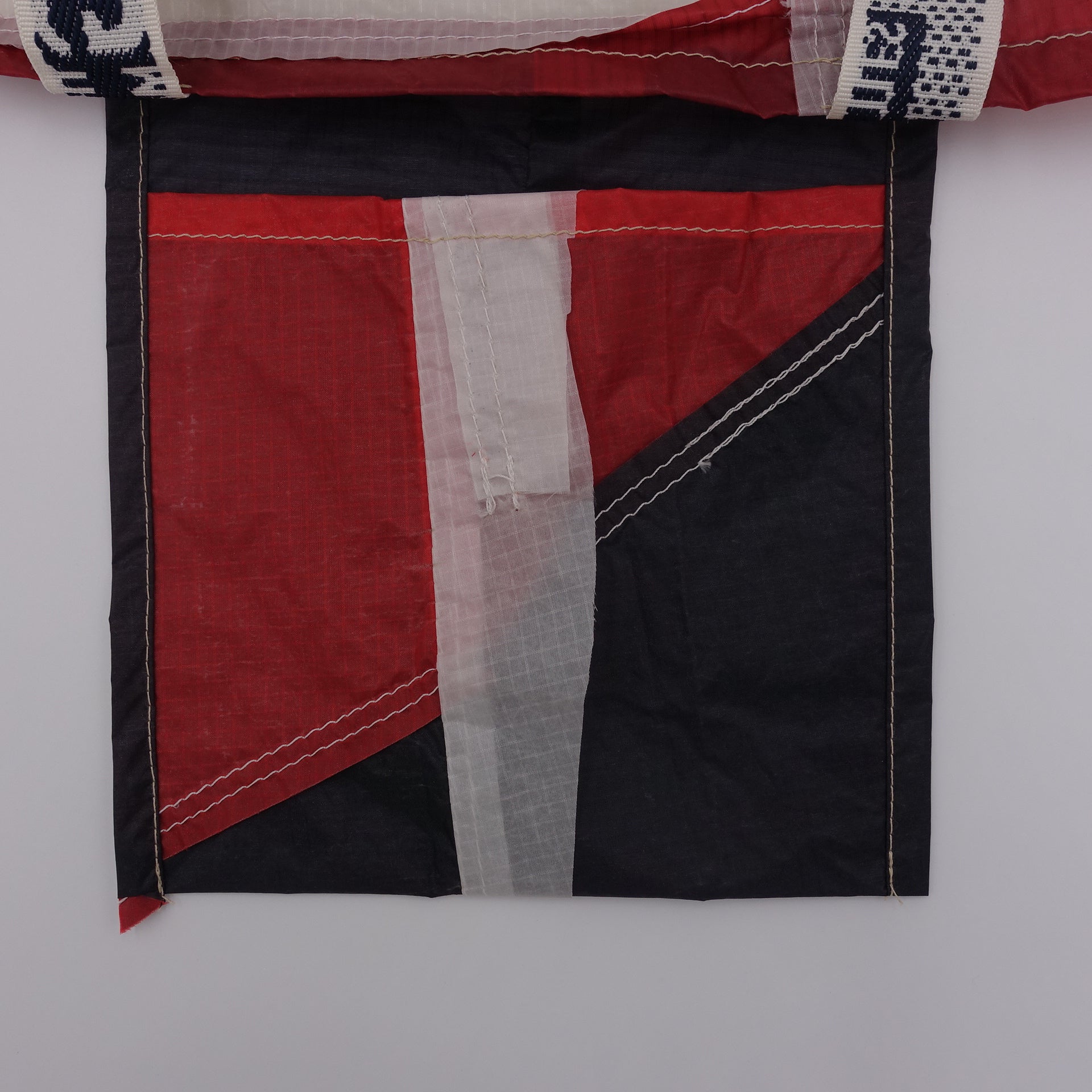 EXCLUSIVE CUT_TOTE M