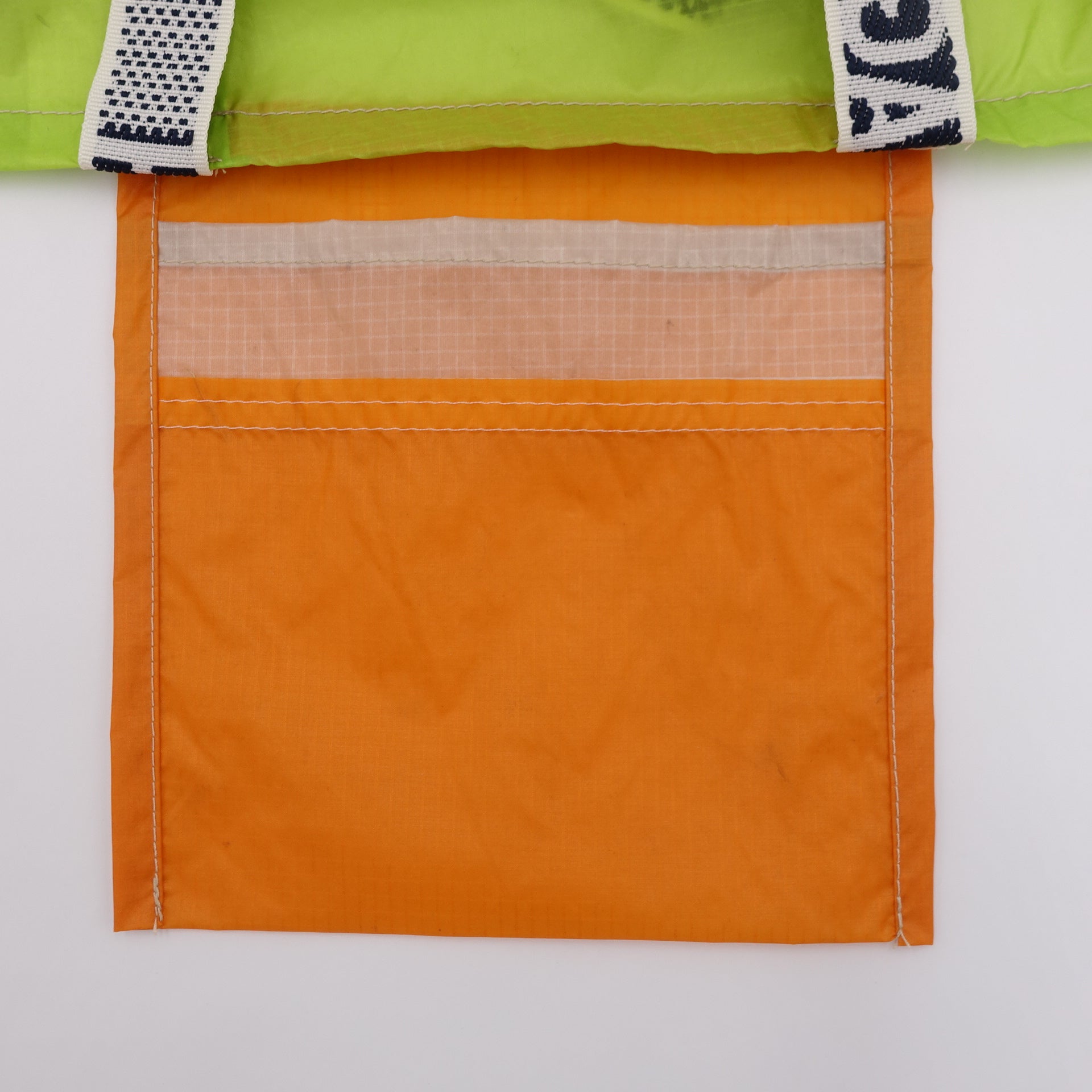 EXCLUSIVE CUT_TOTE M