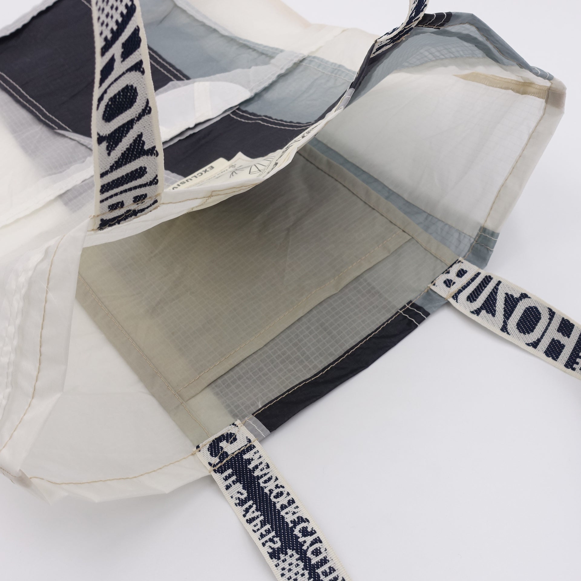 EXCLUSIVE CUT_TOTE L