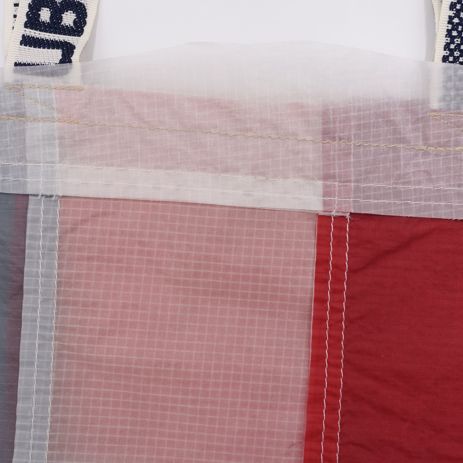 EXCLUSIVE CUT_TOTE M