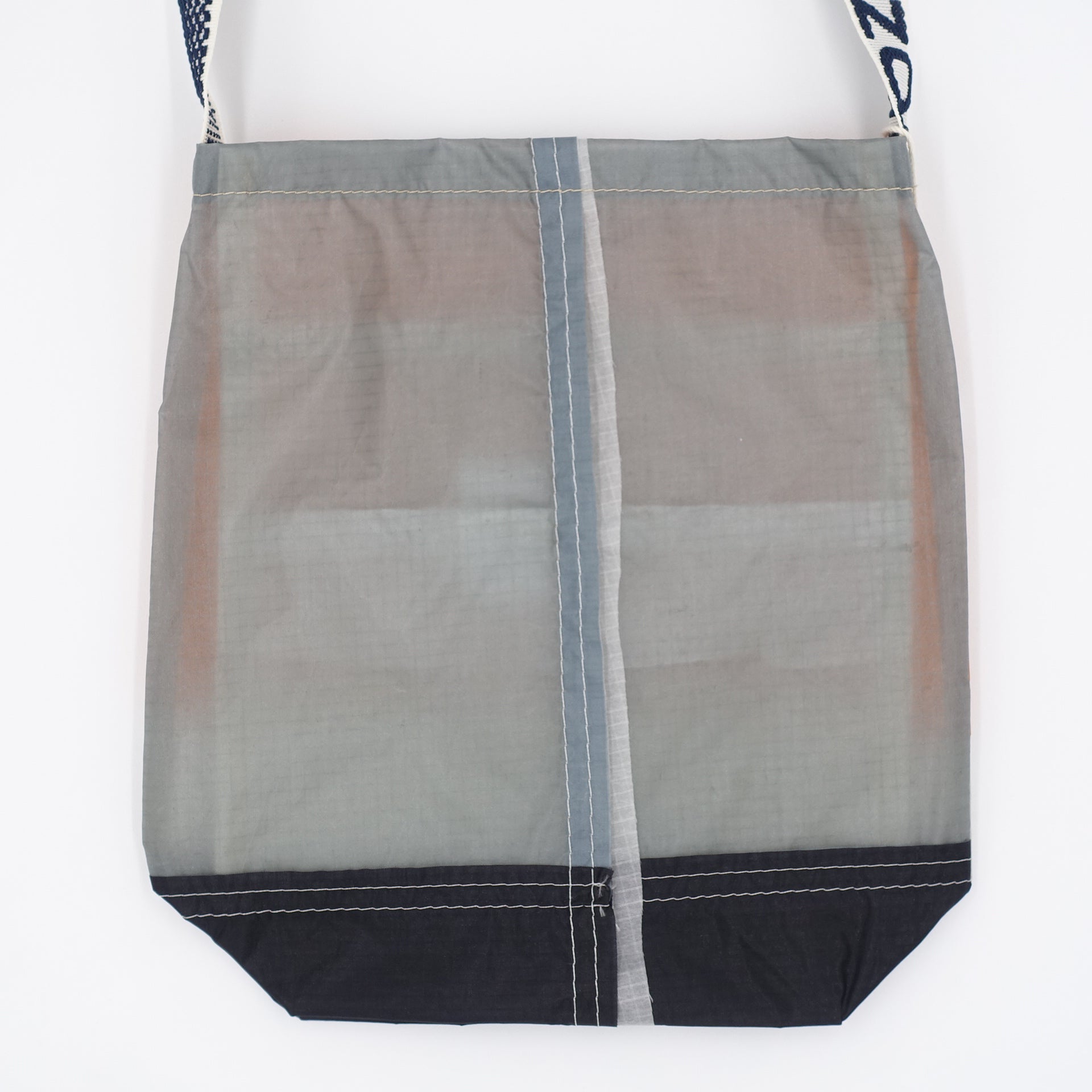 EXCLUSIVE CUT_SACOCHE